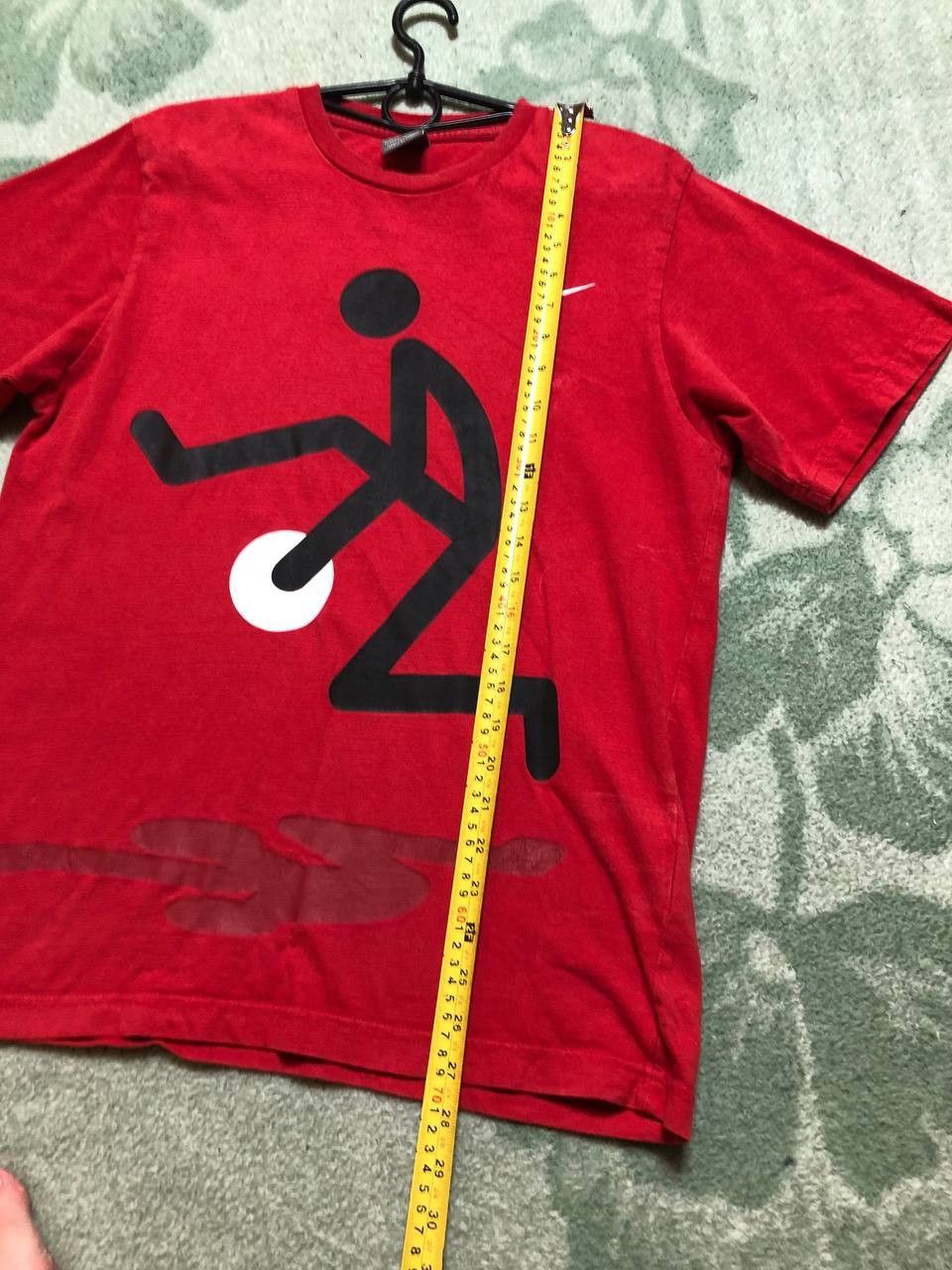 Nike Vintage T-Shirt big print red Nike size M Y2K streetwear Size US M / EU 48-50 / 2 - 13 Thumbnail