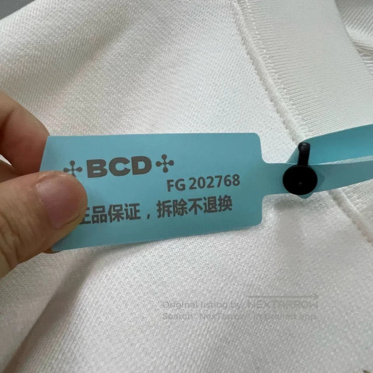 Other Burberry Crystal Pendant Sweatshirt. Size L / US 10 / IT 46 - 8 Thumbnail