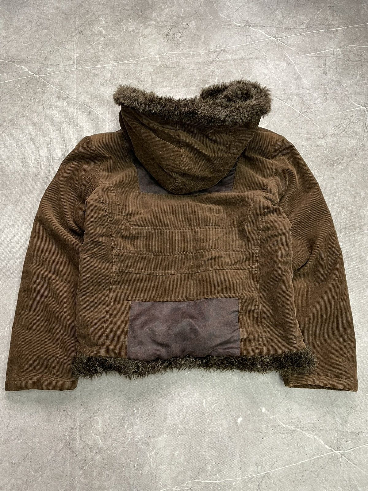 If Six Was Nine If six was nine corduroy jacket faux fur opium Y2K cozy Size US M / EU 48-50 / 2 - 8 Thumbnail