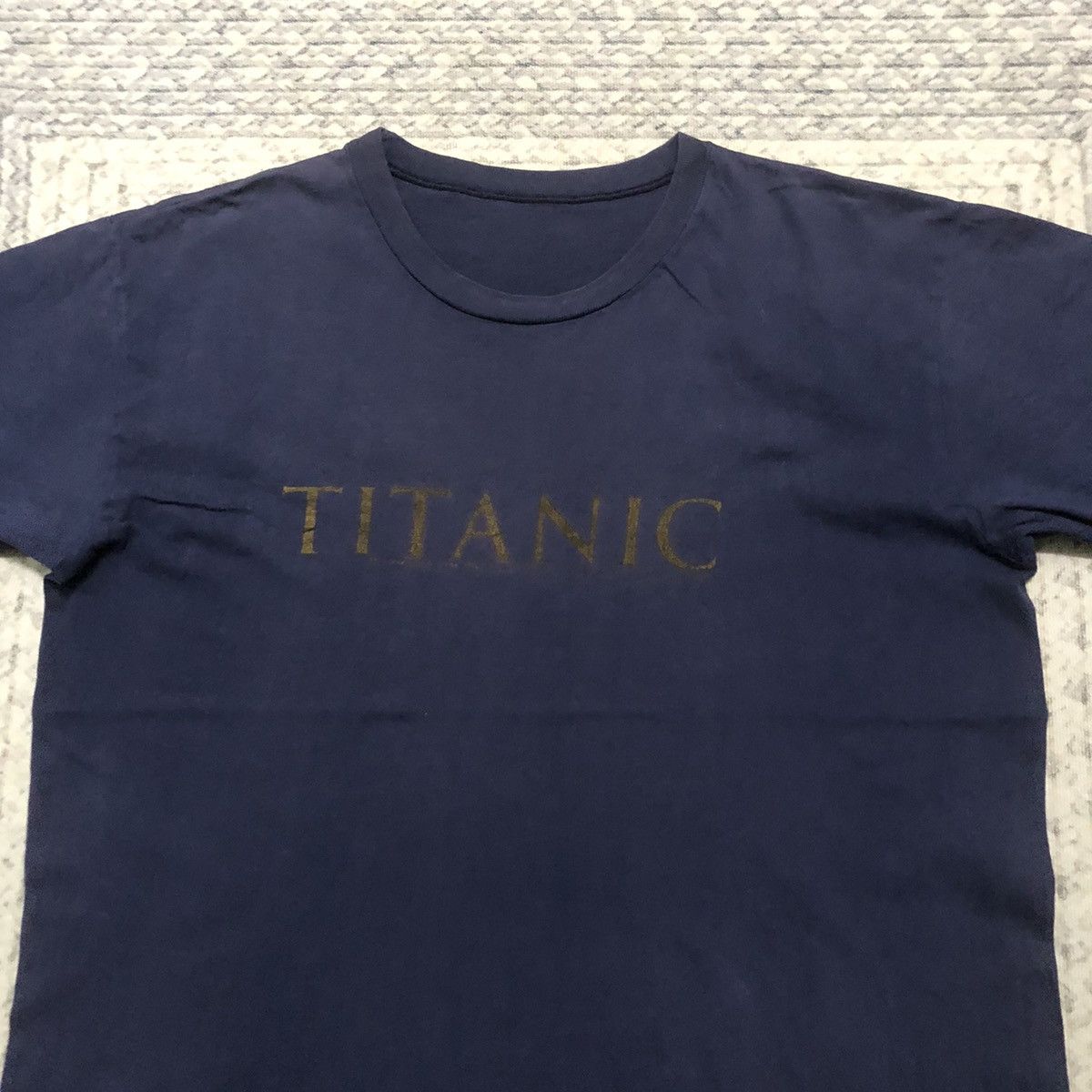 Rap Tees × Vintage Rare Distressed Vintage 90 Titanic Spellout Movie Tees Size US XL / EU 56 / 4 - 4 Thumbnail