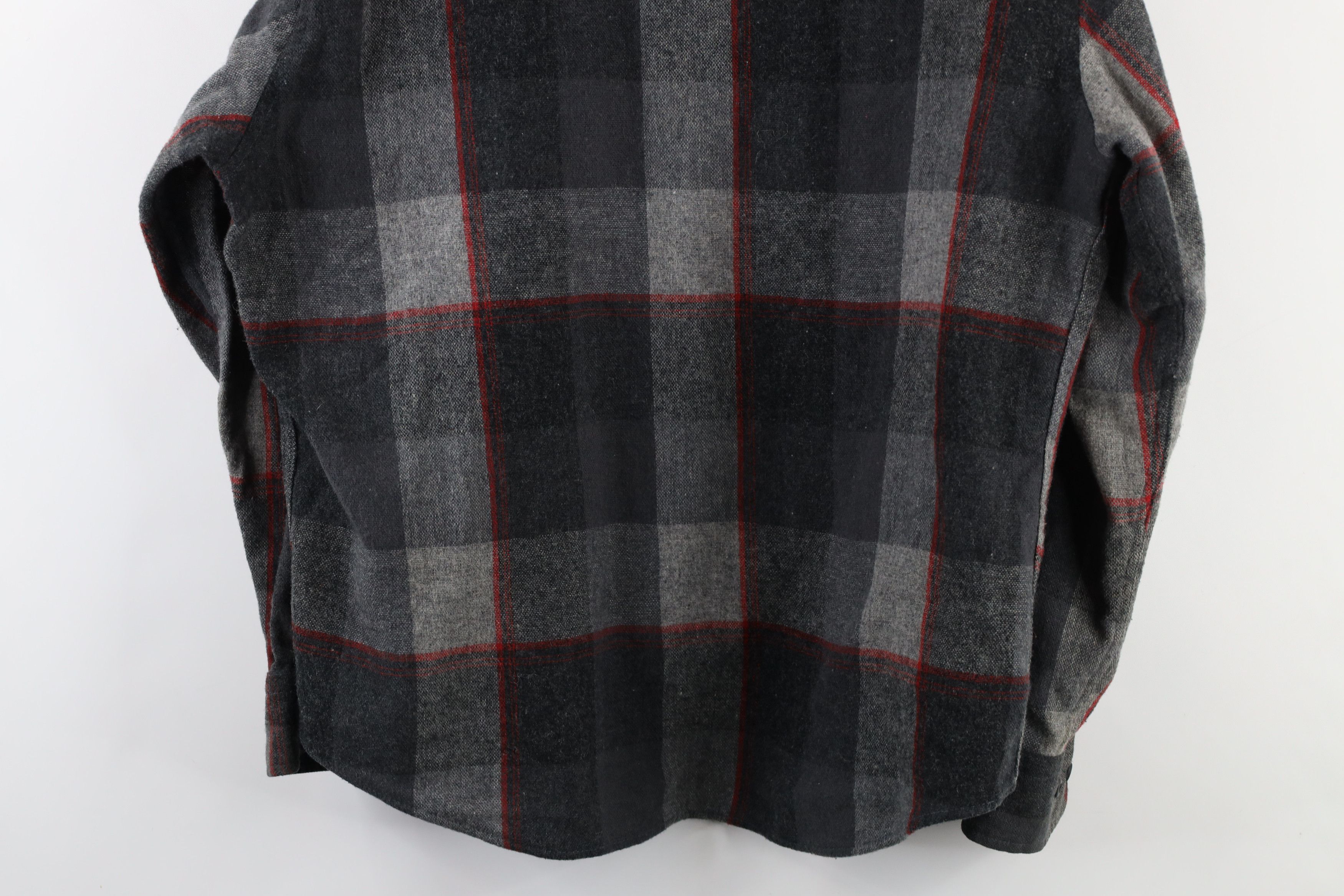 Vintage Vintage 70s Streetwear Wool Blend Knit Button Shirt Plaid Size US L / EU 52-54 / 3 - 13 Thumbnail