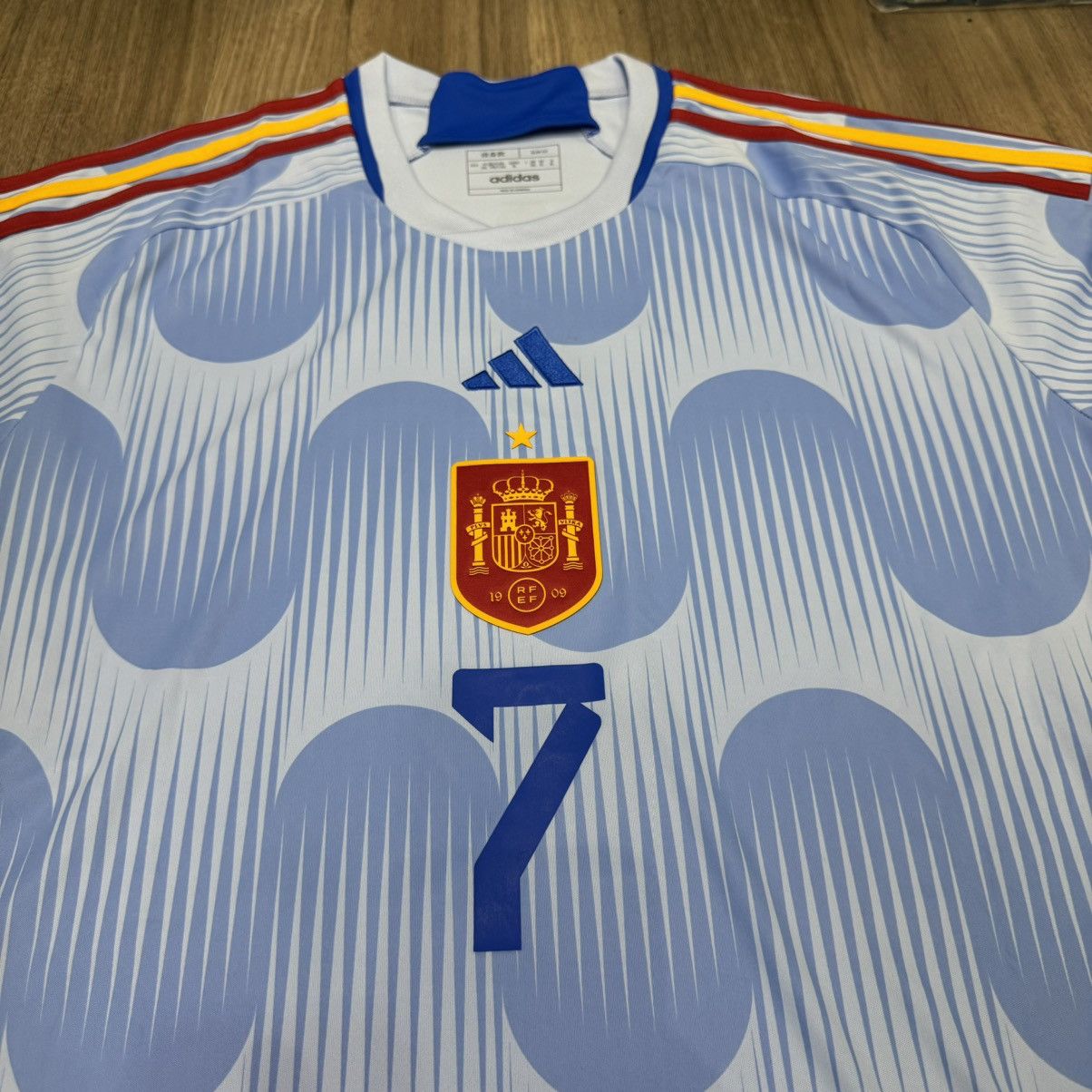 Adidas Spain 22/23 away shirt #7 Morata Size US XL / EU 56 / 4 - 3 Thumbnail