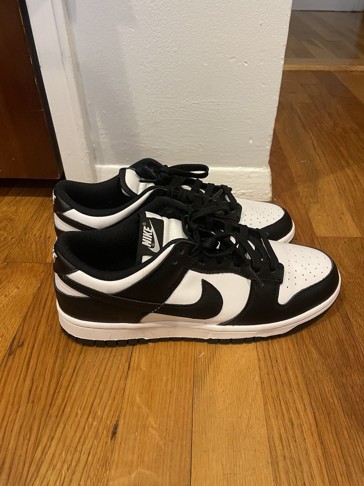 Nike sold dunk low panda size 8(41)