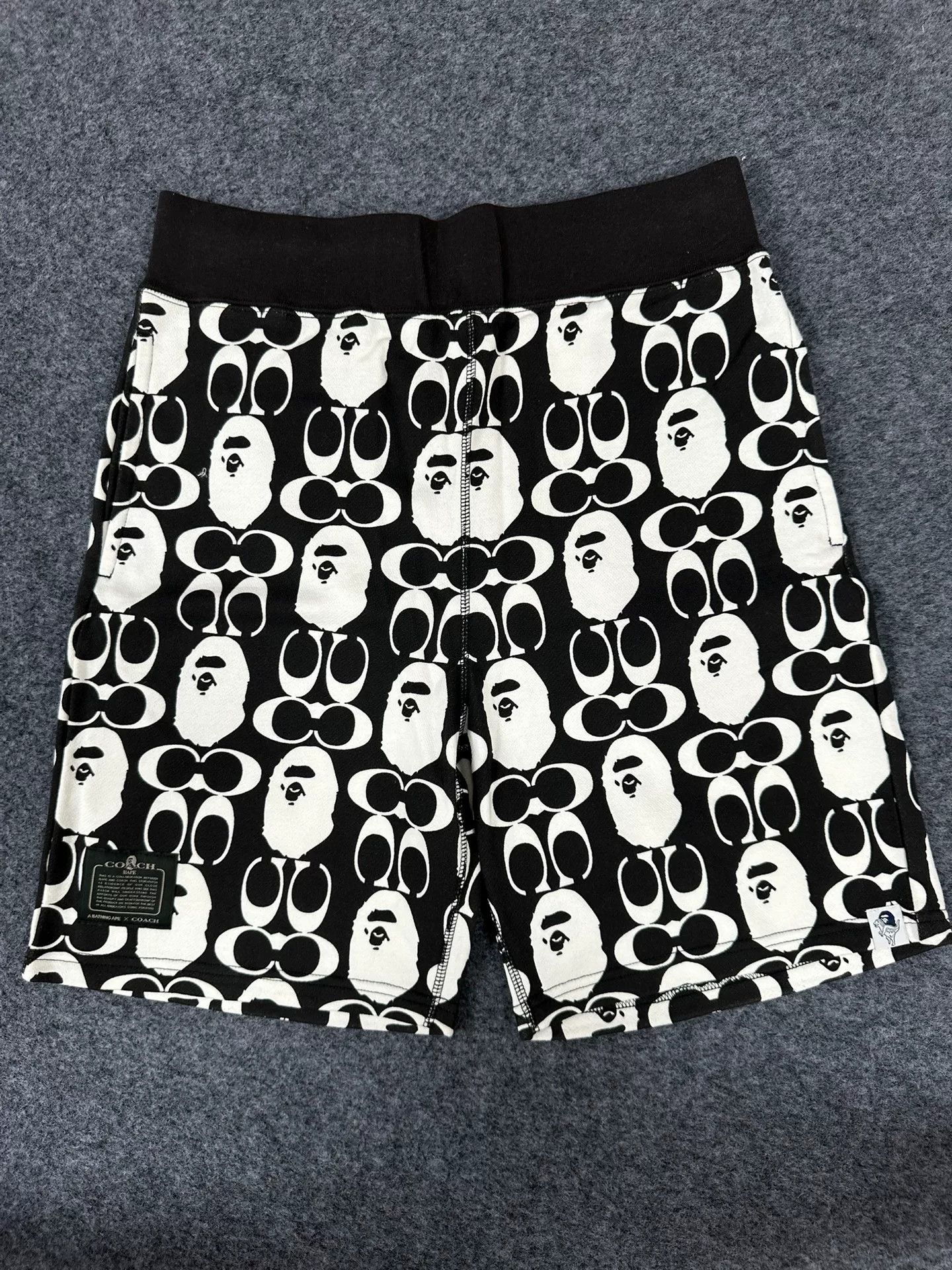 Bape Bape Multi Camo Shorts Designer Size US 32 / EU 48 - 1 Thumbnail