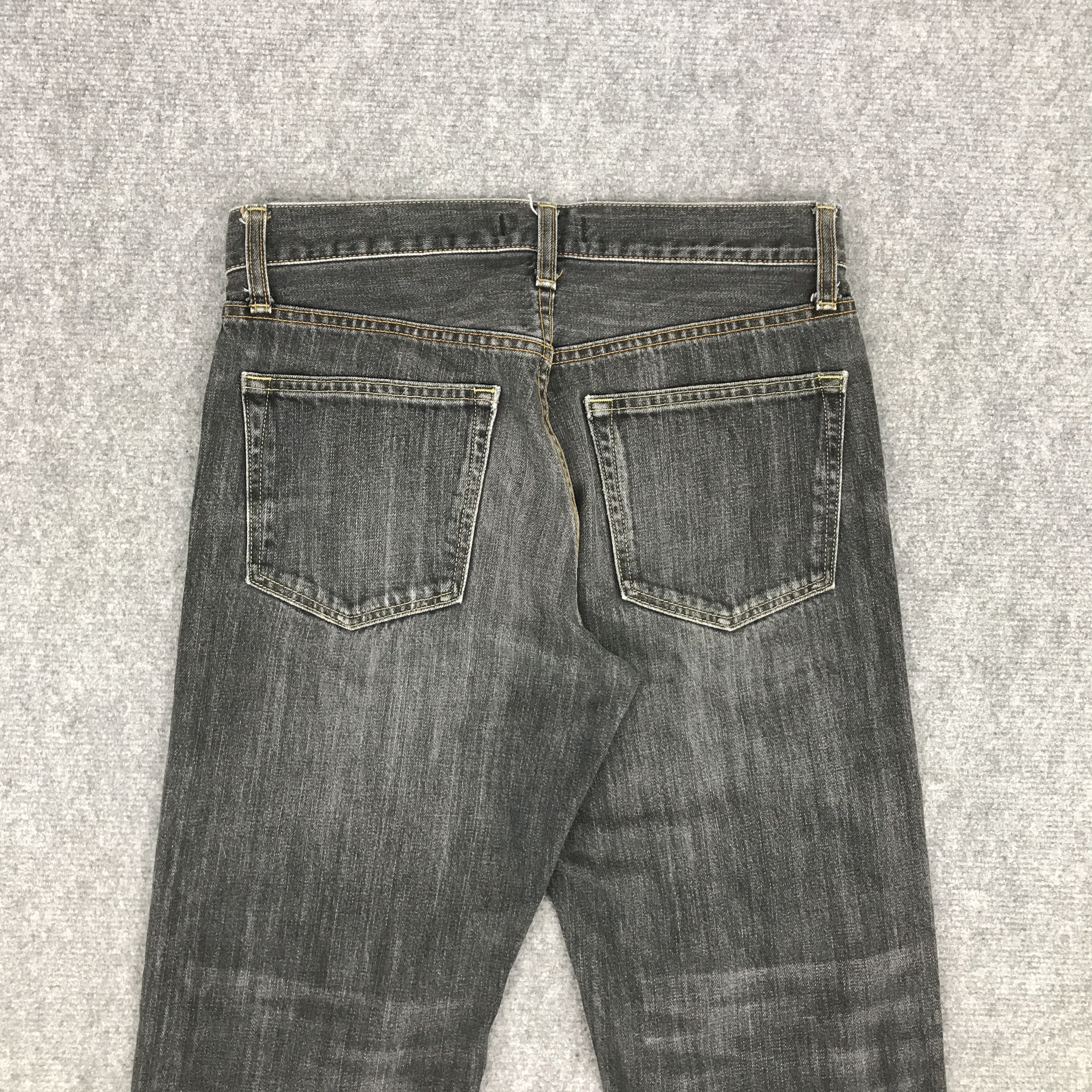 Japanese Brand × Jun Takahashi JAPANESE BLACK FADED UNIQLO DISTRESSED DENIM JEANS Size US 29 - 5 Thumbnail