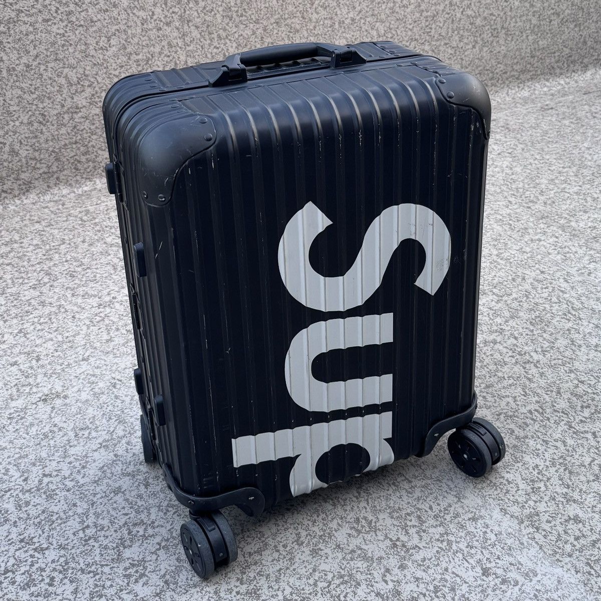 Supreme x Rimowa 45L Carry-On Luggage