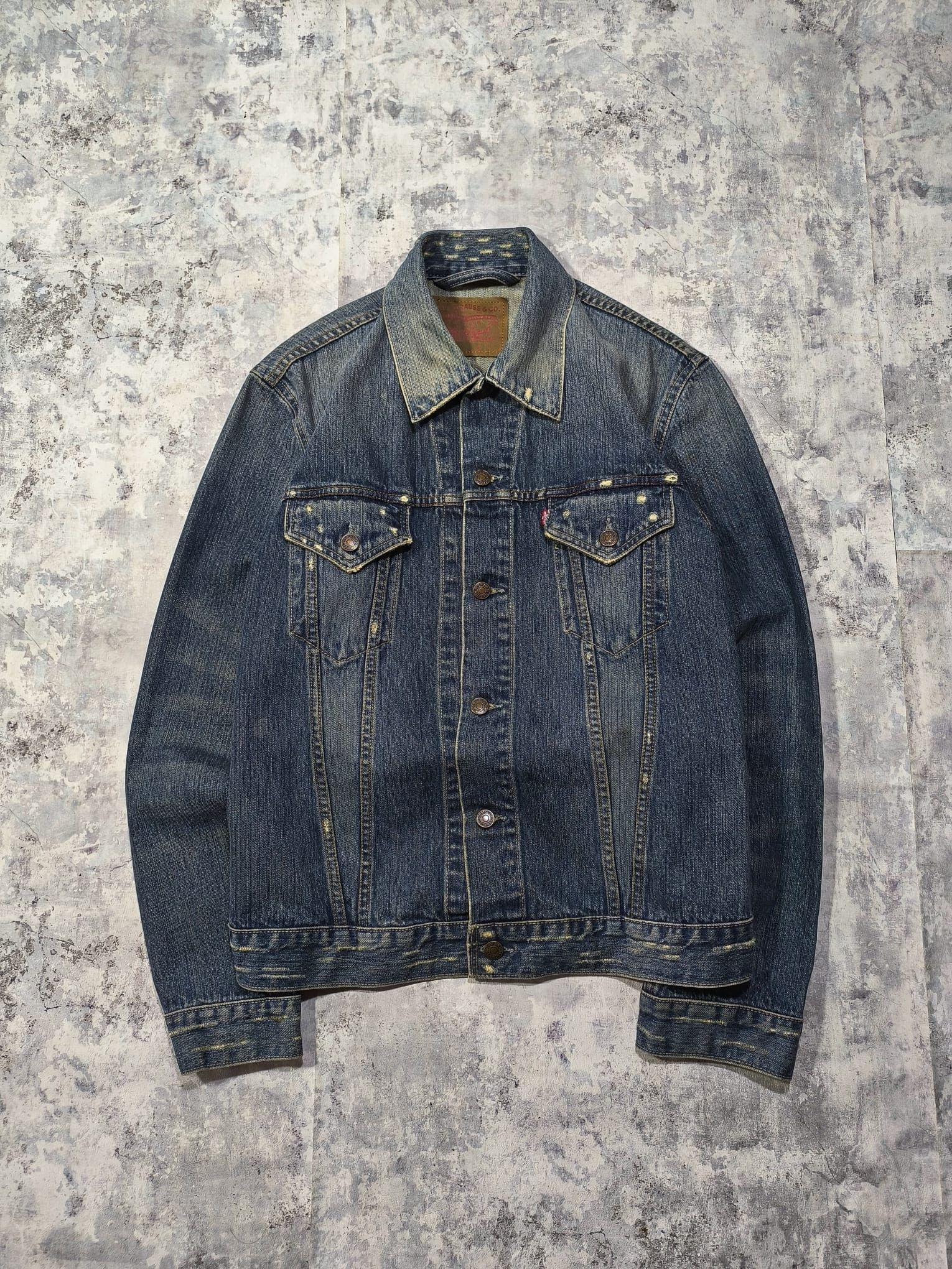 Levi's Vintage Clothing vintage distressed levis denim trucker jacket Size US L / EU 52-54 / 3 - 1 Thumbnail