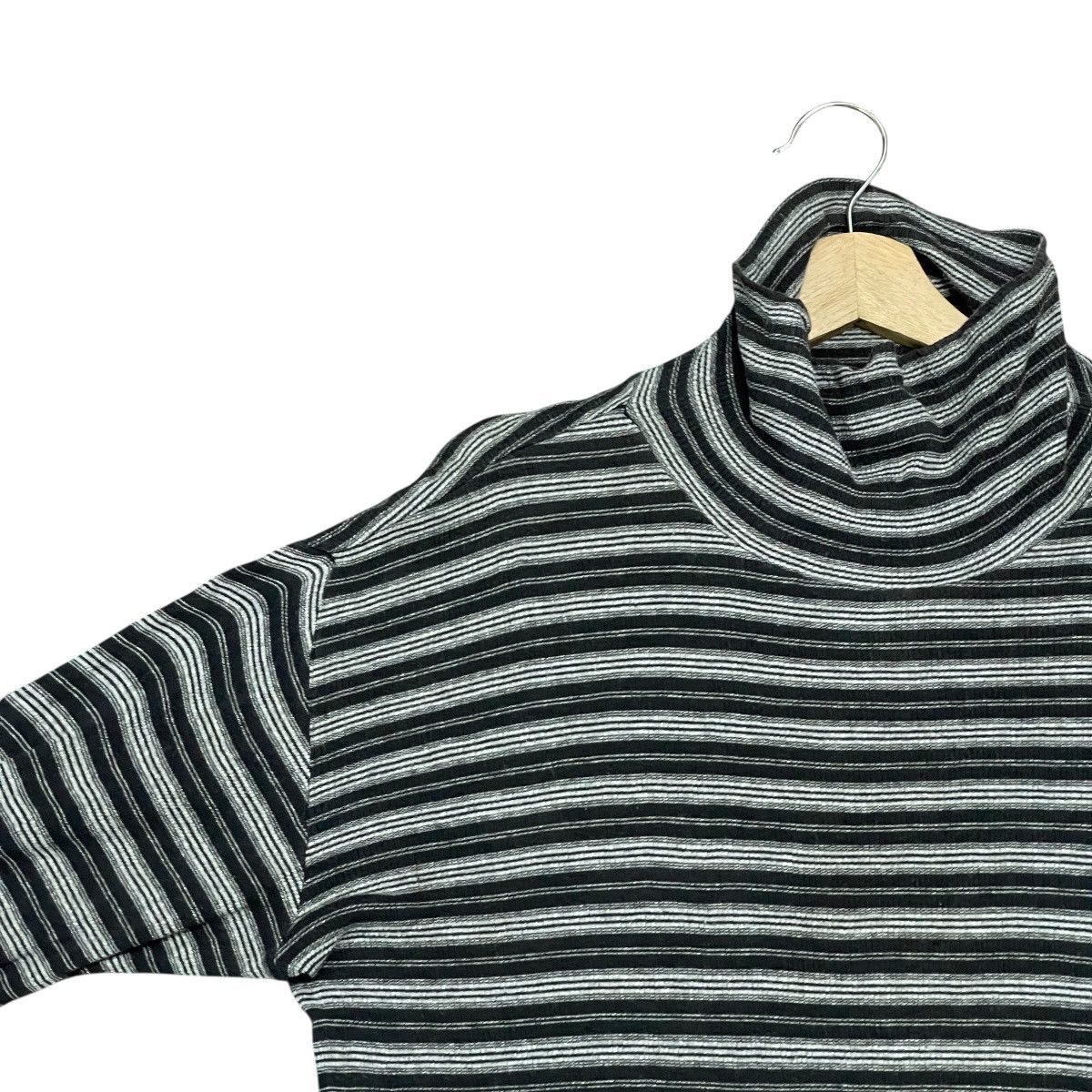 agnes b. Vintage Agnes B Homme Paris Turtleneck Stripe Long Sleeve Size US XL / EU 56 / 4 - 5 Thumbnail