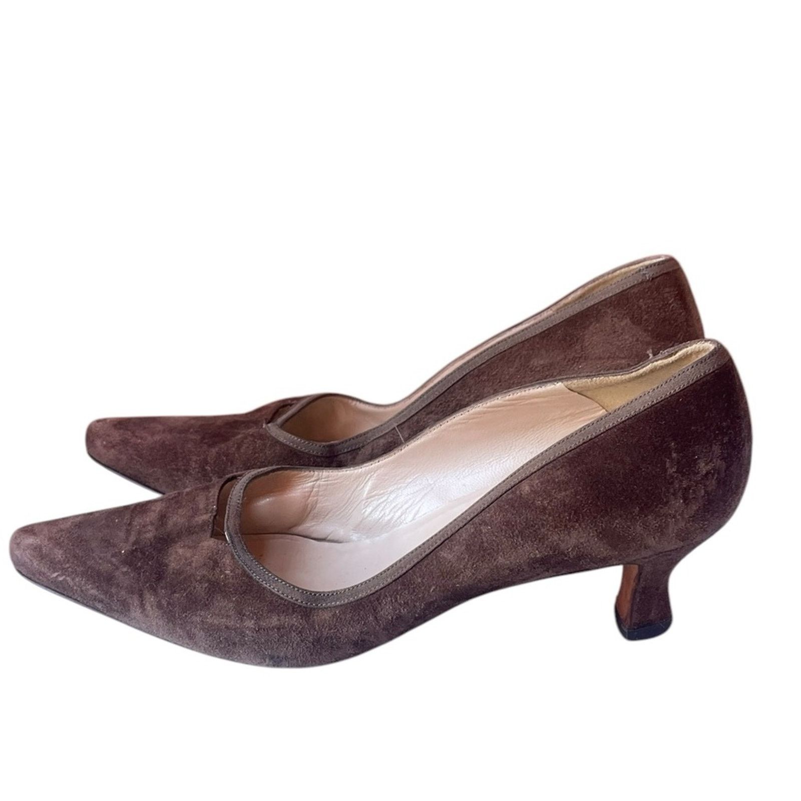 Manolo Blahnik Manolo Blahnik Brown Suede Kitten Heel Pumps sz.41 Size US 10.5 / IT 40.5 - 1 Thumbnail