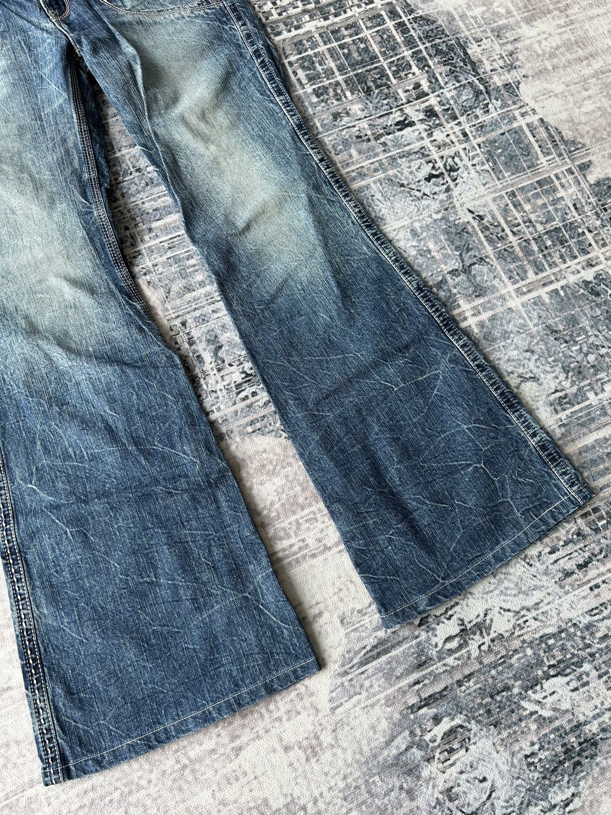 If Six Was Nine Flared Design By Lady Vintage Jeans Size 30" / US 8 / IT 44 - 8 Thumbnail