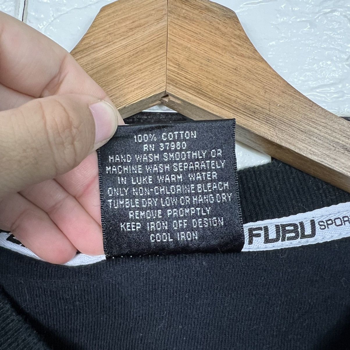 Fubu 90's FUBU Embroidered Rottweiler Sweatshirt #4251-C193 Size US XL / EU 56 / 4 - 12 Thumbnail