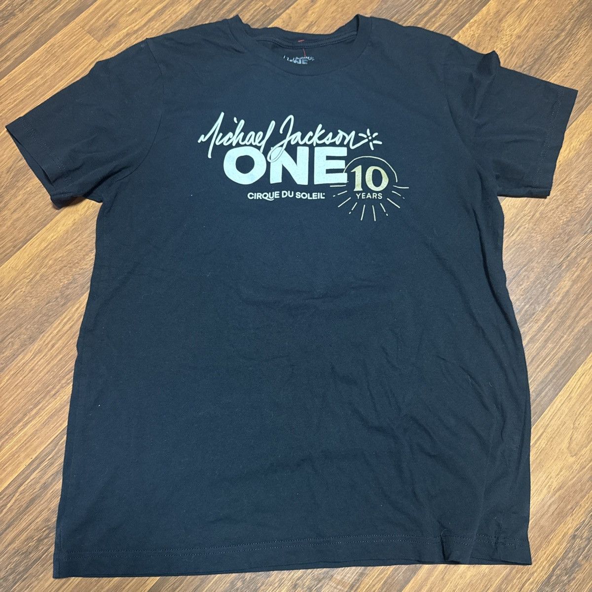Michael Jackson MJ “one” cirque Du soleil 10 years T shirt Size US L / EU 52-54 / 3 - 1 Thumbnail
