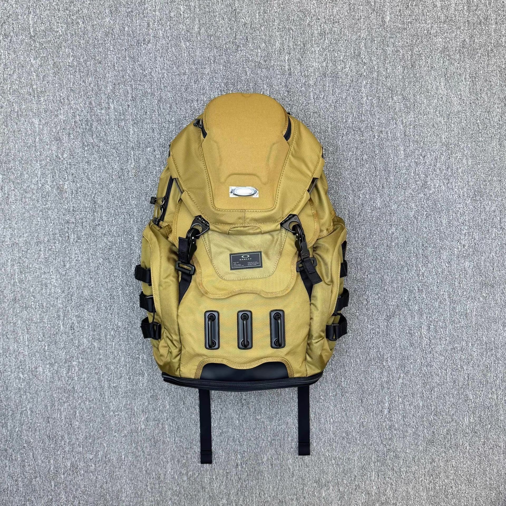 Oakley OAKLEY Backpack Q5 Size 34 - 1 Thumbnail