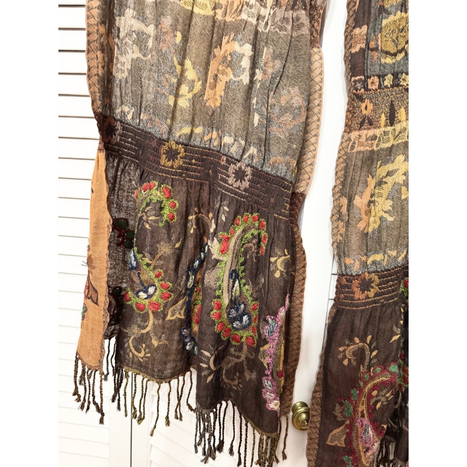 Other Stitched Accent Embroidery Yak & Sheep Wool Blend Scarf Shal Size ONE SIZE - 3 Thumbnail