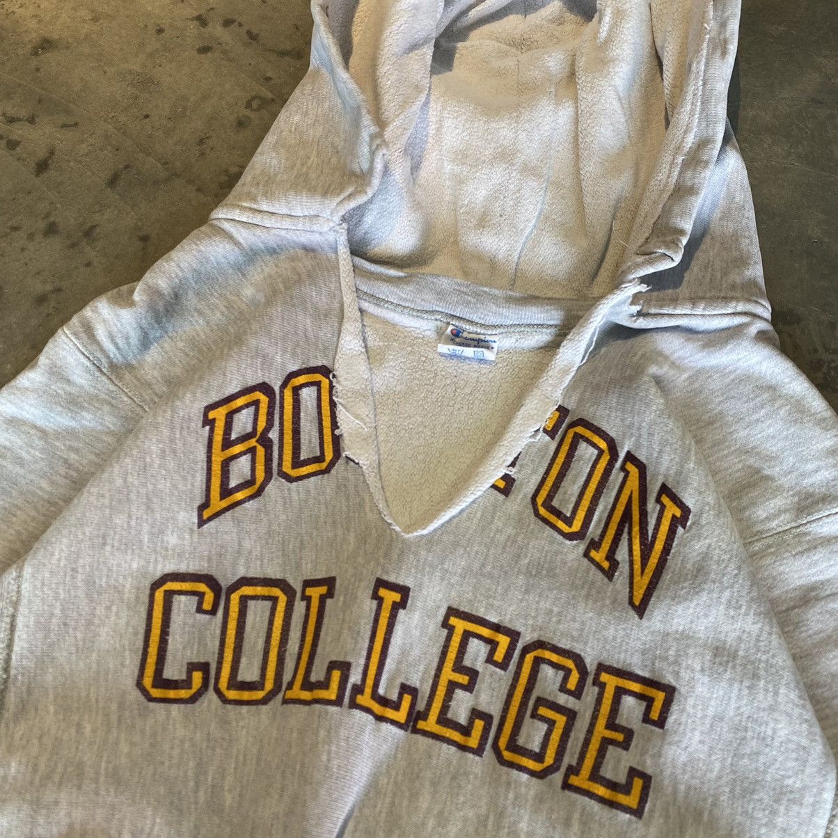 Champion 90s💥Distressed Boston College Reverse Weave Pullover Size US M / EU 48-50 / 2 - 2 Thumbnail