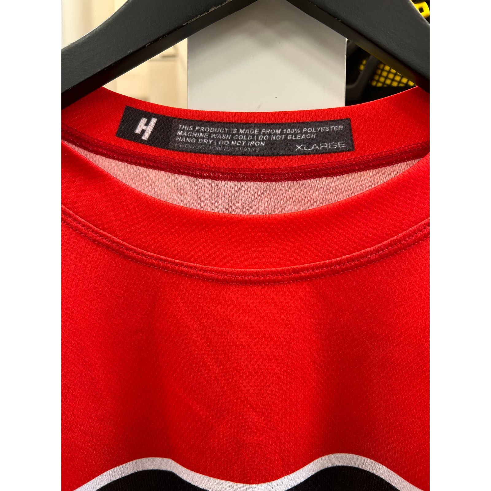FaZe Faze Clan ESports Gaming jersey 23 red black size XL B14 Size US XL / EU 56 / 4 - 4 Thumbnail