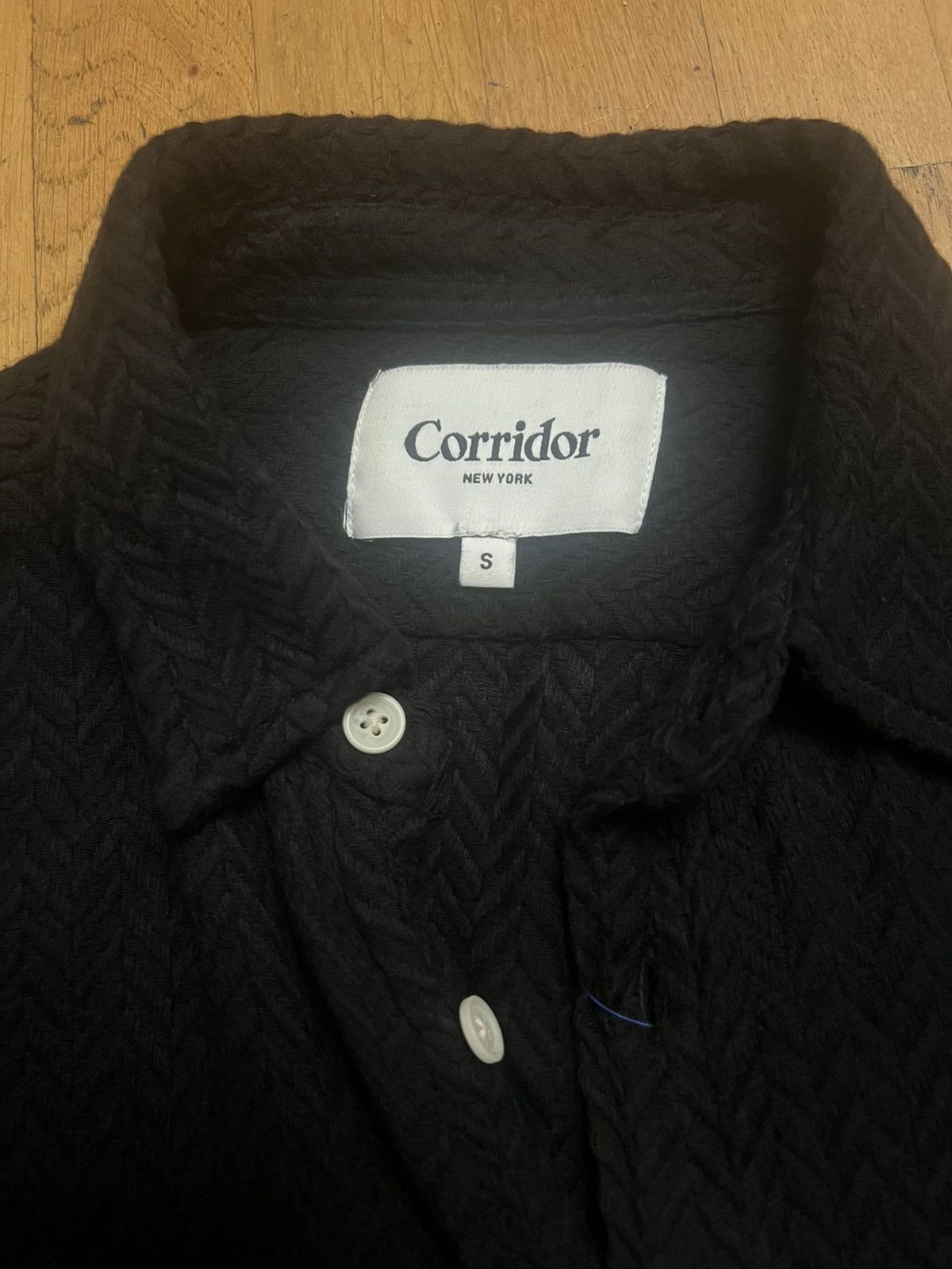 Corridor Corridor Cotton knit textured black longsleeve button up Size US S / EU 44-46 / 1 - 2 Thumbnail