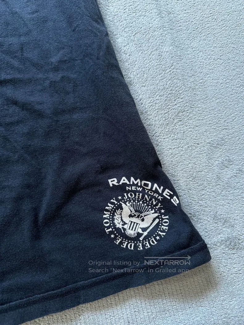 Vintage vintage size F Band T-shirt Size US S / EU 44-46 / 1 - 7 Thumbnail