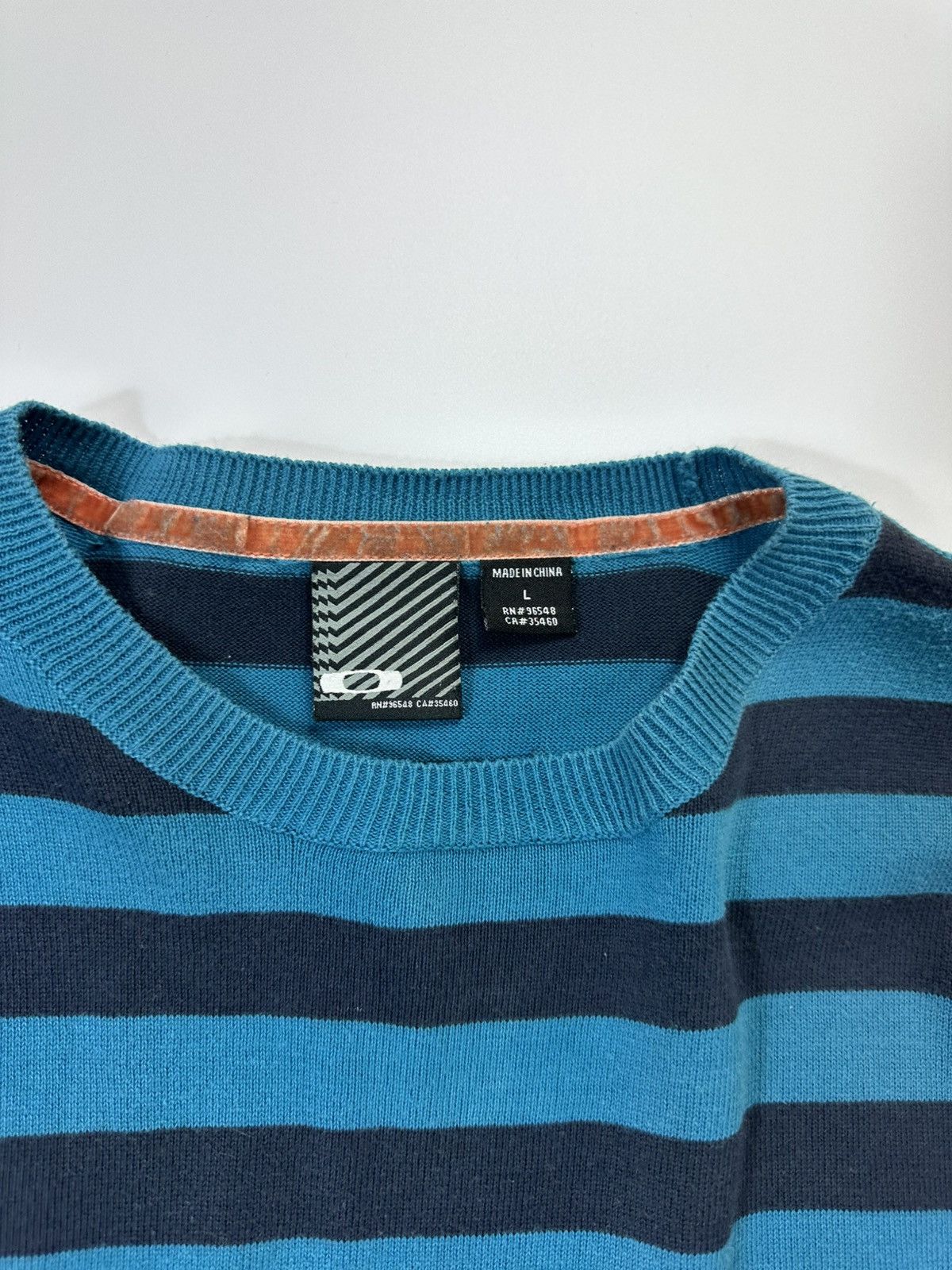 Oakley Vintage Oakley Stripped Sweater Logo Size US L / EU 52-54 / 3 - 8 Thumbnail