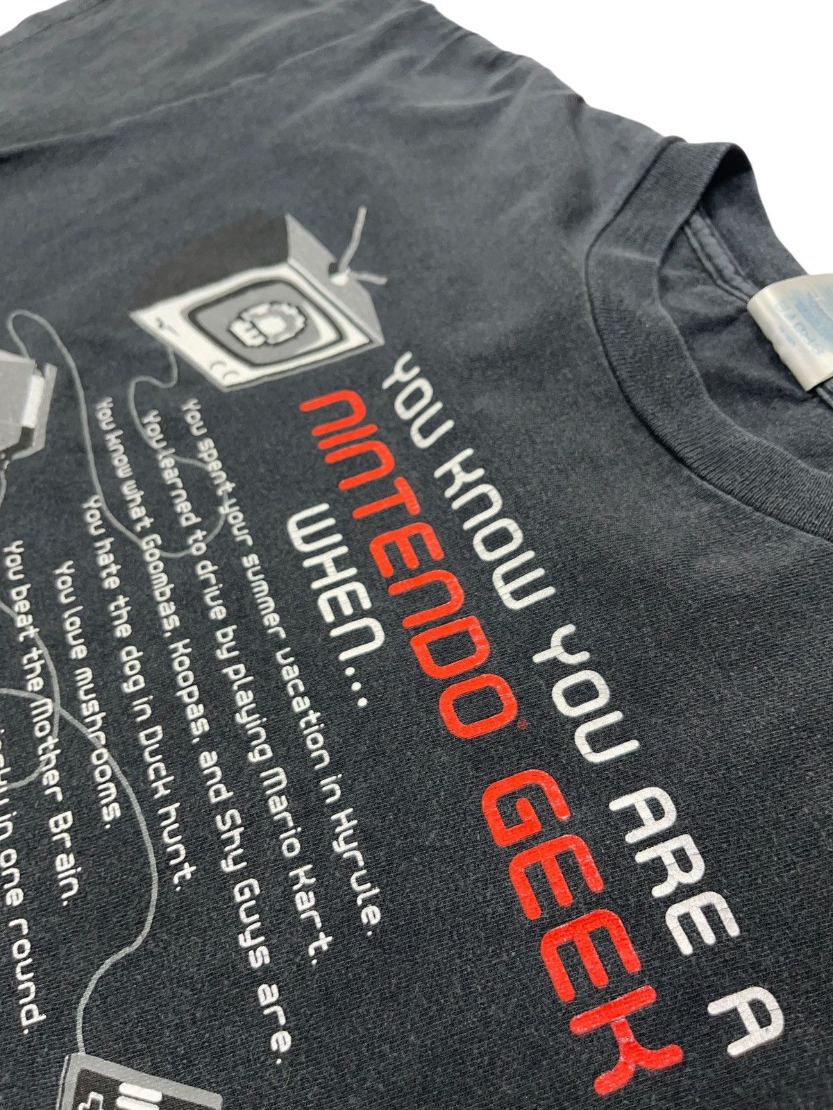 Nintendo × The Game × Vintage Vintage 2005 You Know You Are Nintendo Geek When T-shirt Size US M / EU 48-50 / 2 - 7 Thumbnail
