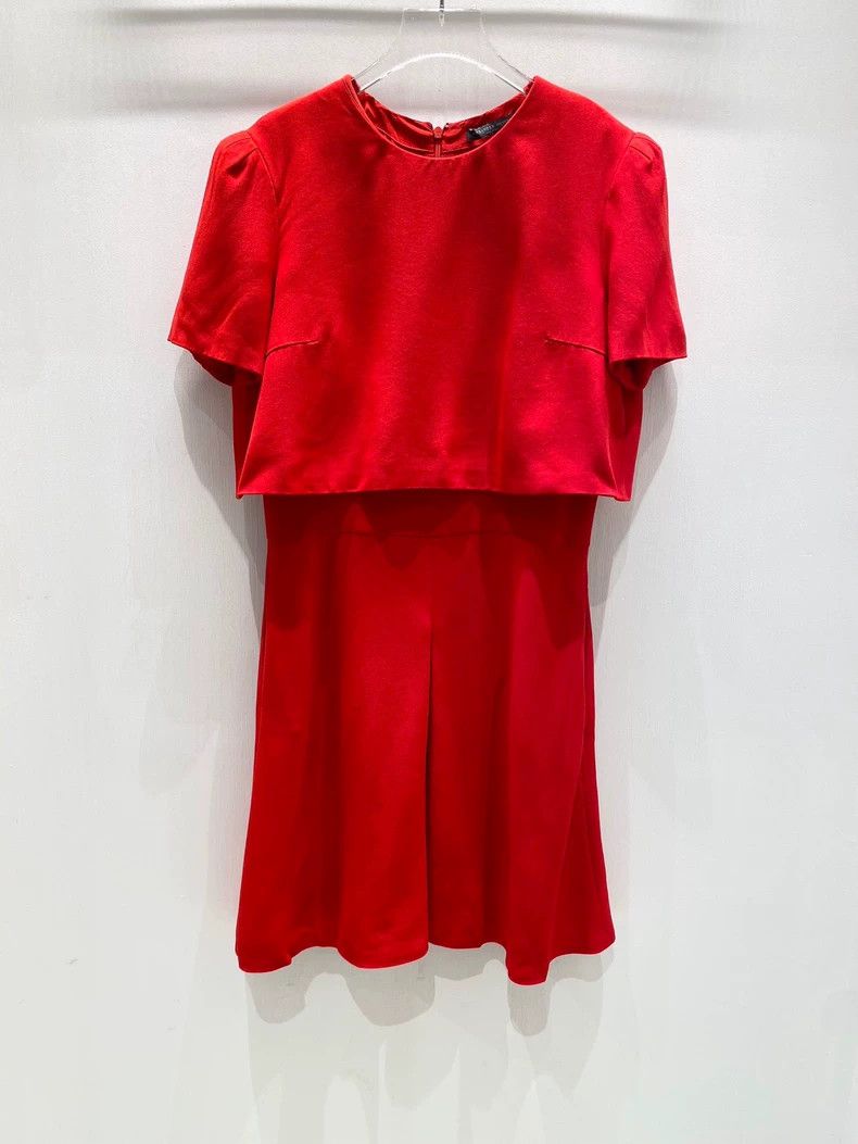Alexander McQueen Alexander Mcqueen Red dress Size M / US 6-8 / IT 42-44 - 1 Thumbnail