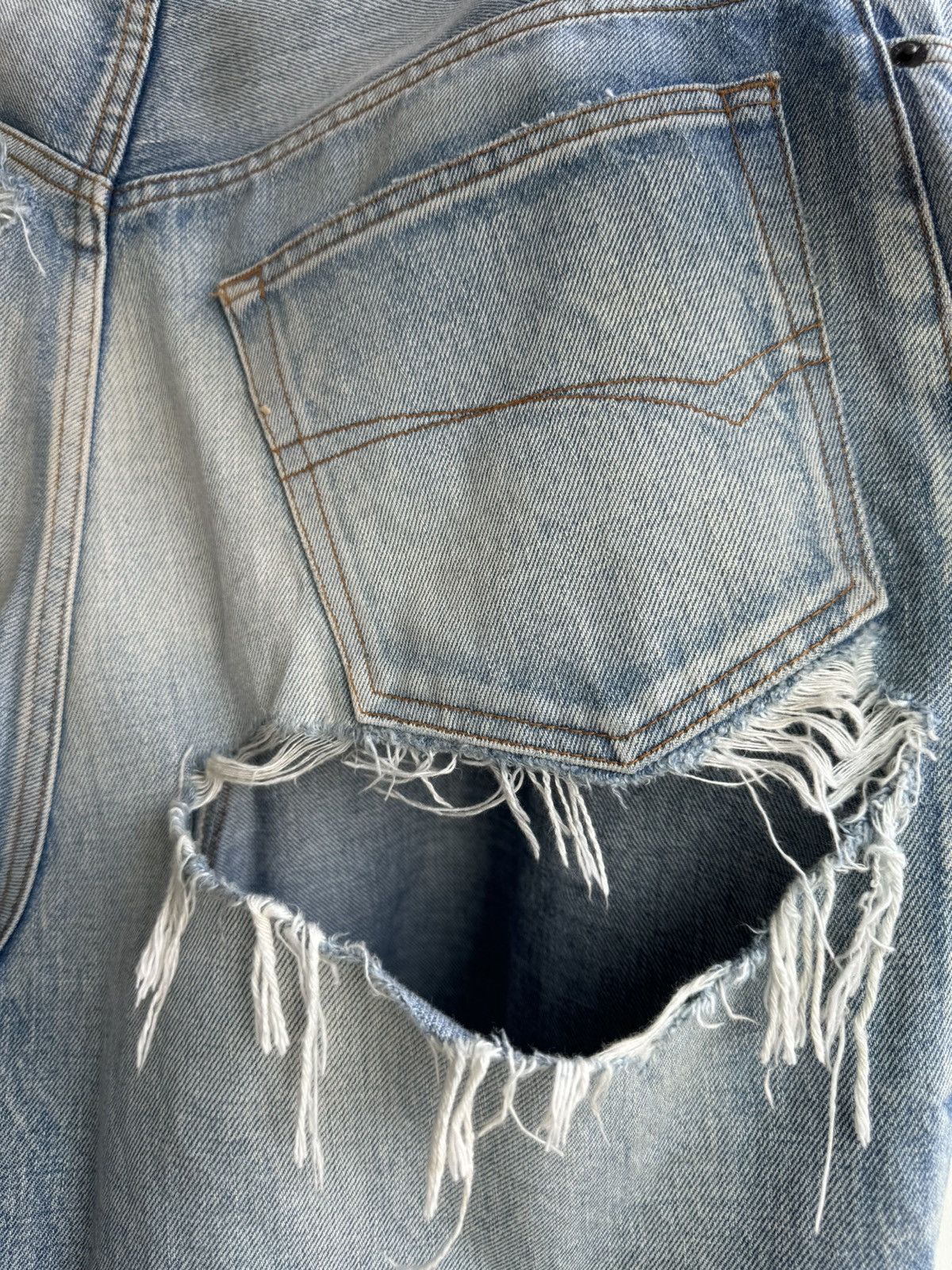 Balenciaga BALENCIAGA FALL22 RUNWAY DESTROYED SKATER DENIM JEANS RARE Size US 30 / EU 46 - 12 Thumbnail