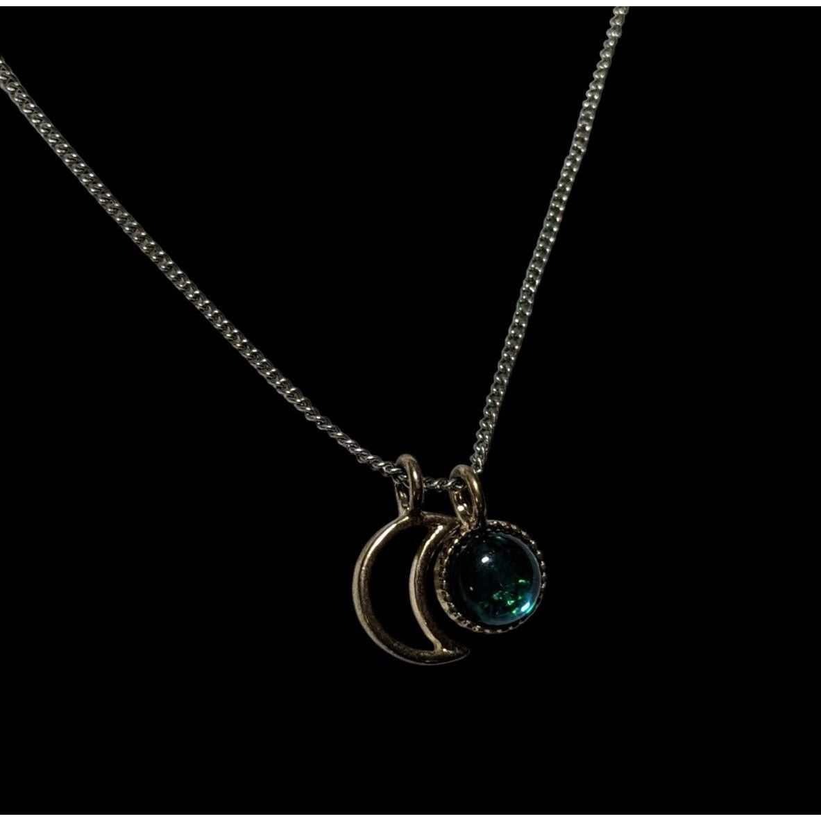 Other Minimalist Green Moon Charm Pendant Necklace Size ONE SIZE - 5 Thumbnail