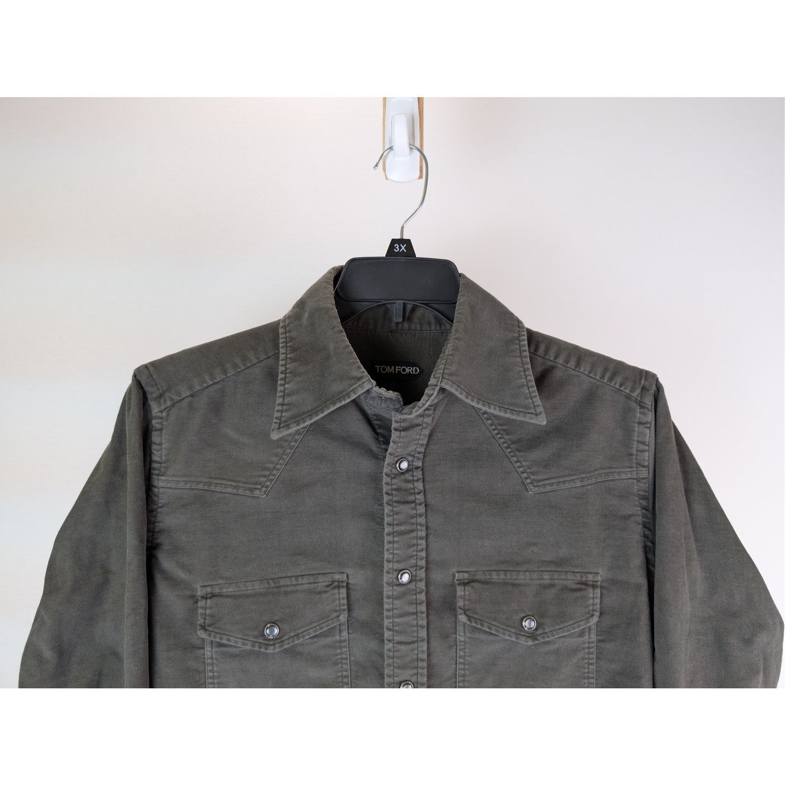 Tom Ford o1rshd1 CC20 Corduroy Western Button up Shirt in Grey Size US M / EU 48-50 / 2 - 3 Thumbnail