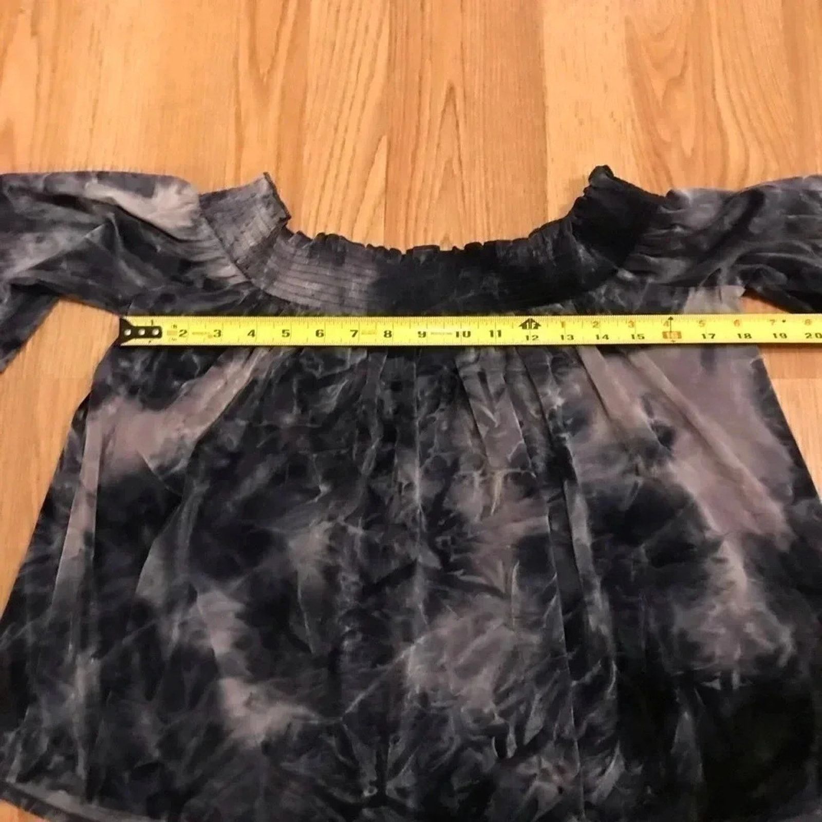 American Eagle Outfitters American Eagle Off Shoulder Top Tie Dye Velour Size S / US 4 / IT 40 - 10 Thumbnail