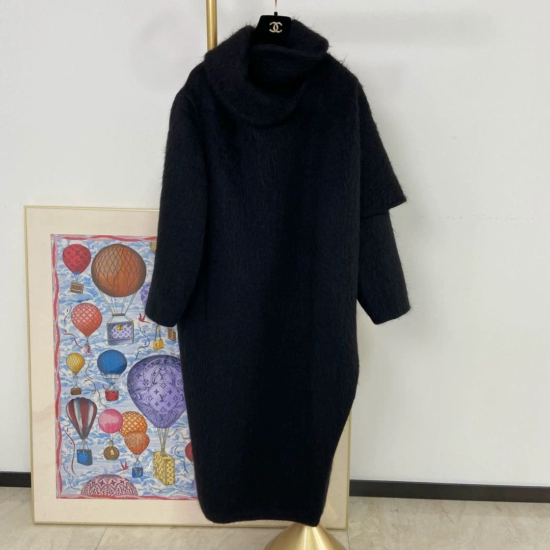 The Row The Row black overcoat size S Size S / US 4 / IT 40 - 1 Thumbnail