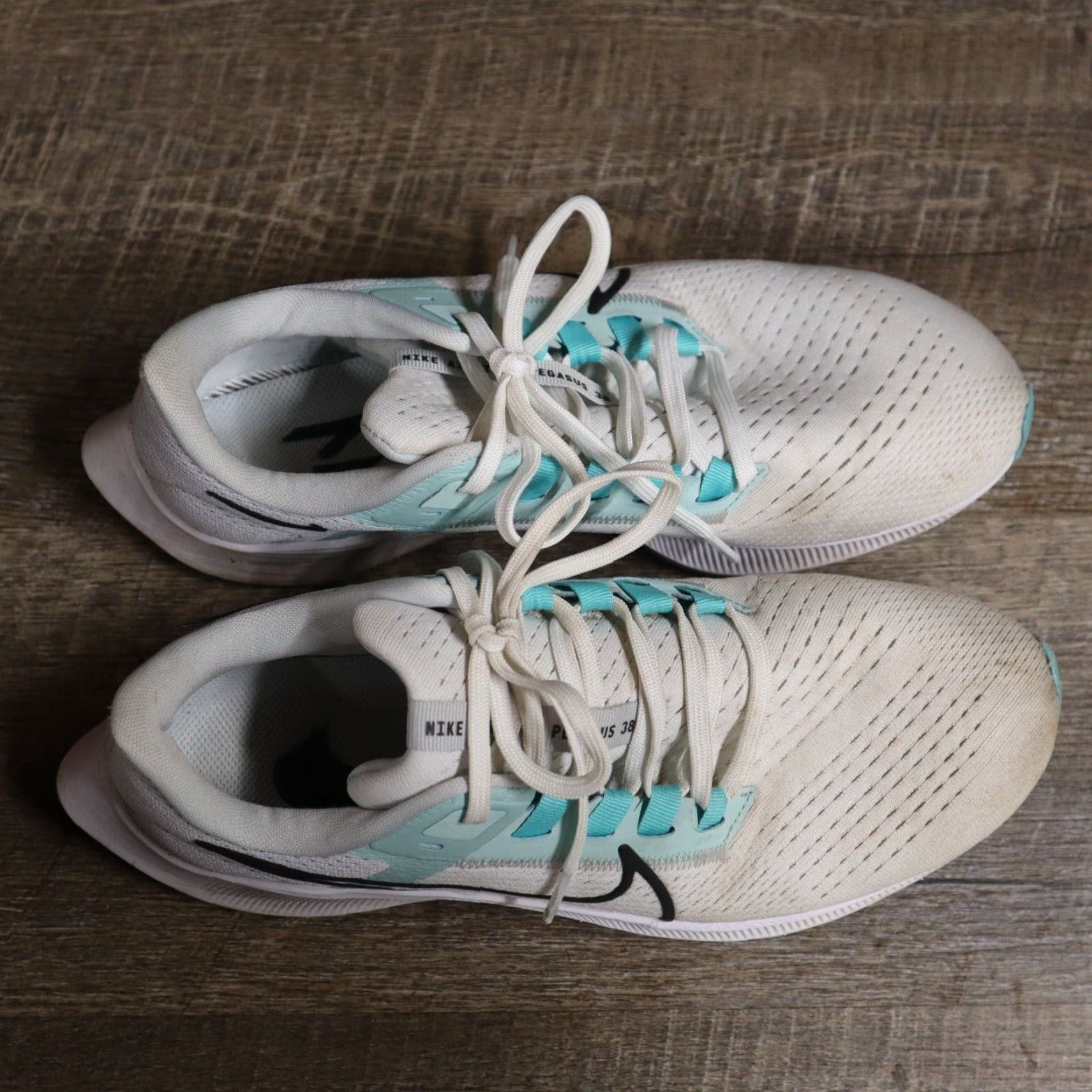 Nike Nike Air Zoom Pegasus 38 White Platinum Oil Grey Women’s Size 8.5 Size US 10 / IT 40 - 5 Thumbnail