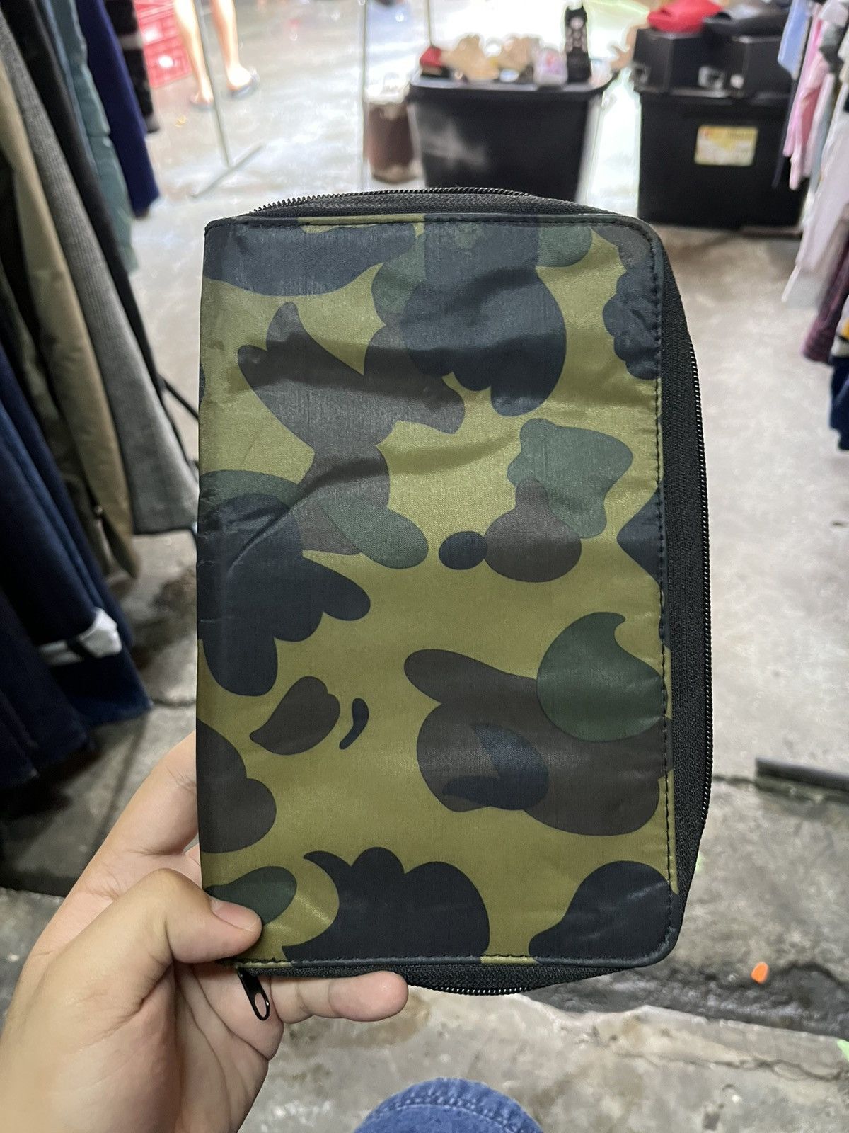 Bape 🔥 BAPE 1st Camo Organizer Pouch Size ONE SIZE - 1 Thumbnail