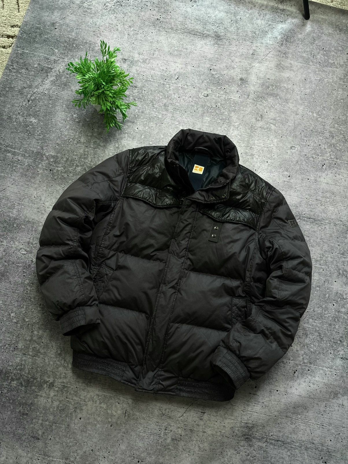Hugo Boss Vintage Hugo Boss Orange Puffer Down Y2K Winter Jacket Size US M / EU 48-50 / 2 - 3 Thumbnail