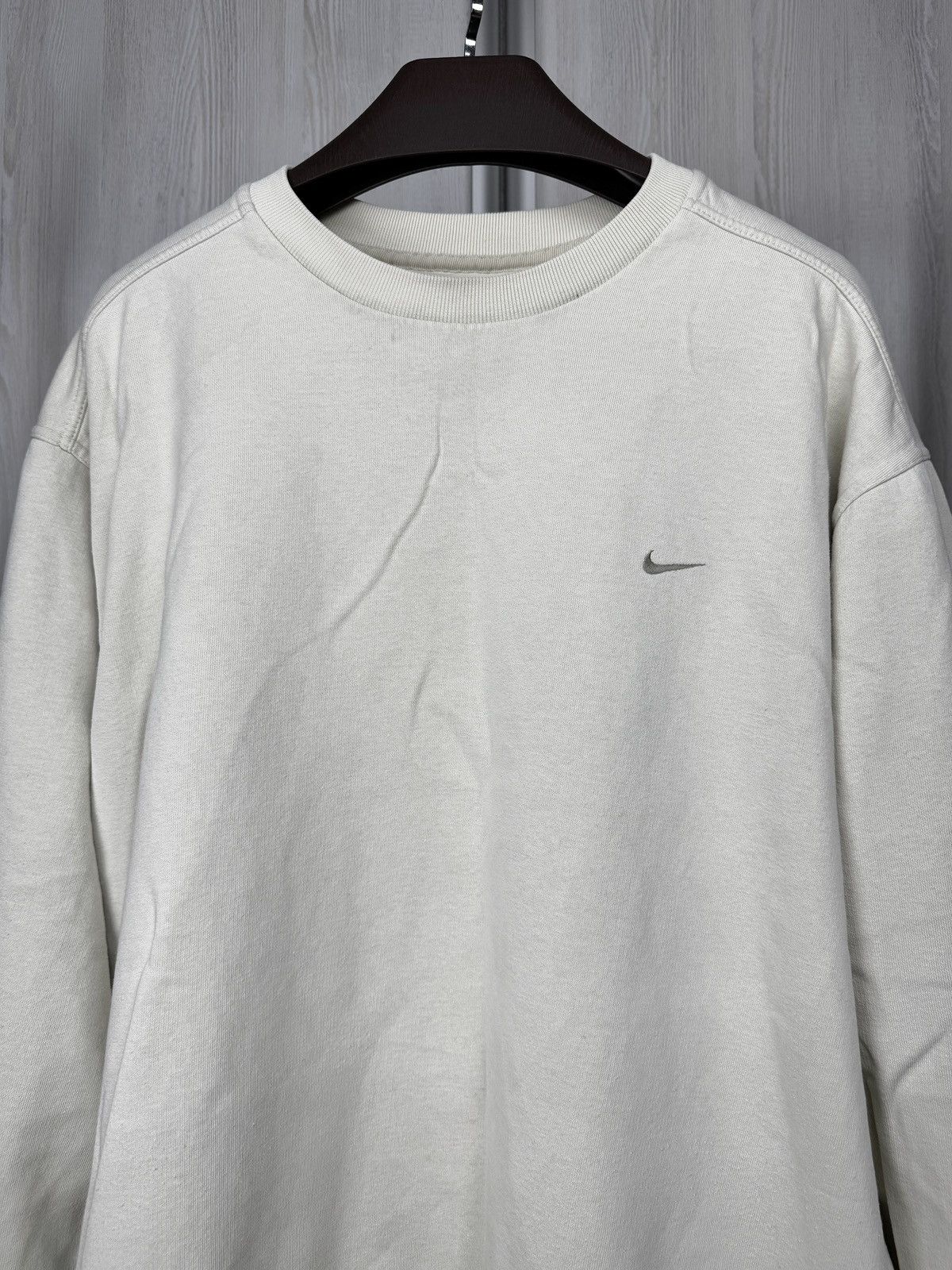 Nike Nike vintage y2k mini swoosh creamy sweatshirt pullover Size US XL / EU 56 / 4 - 3 Thumbnail