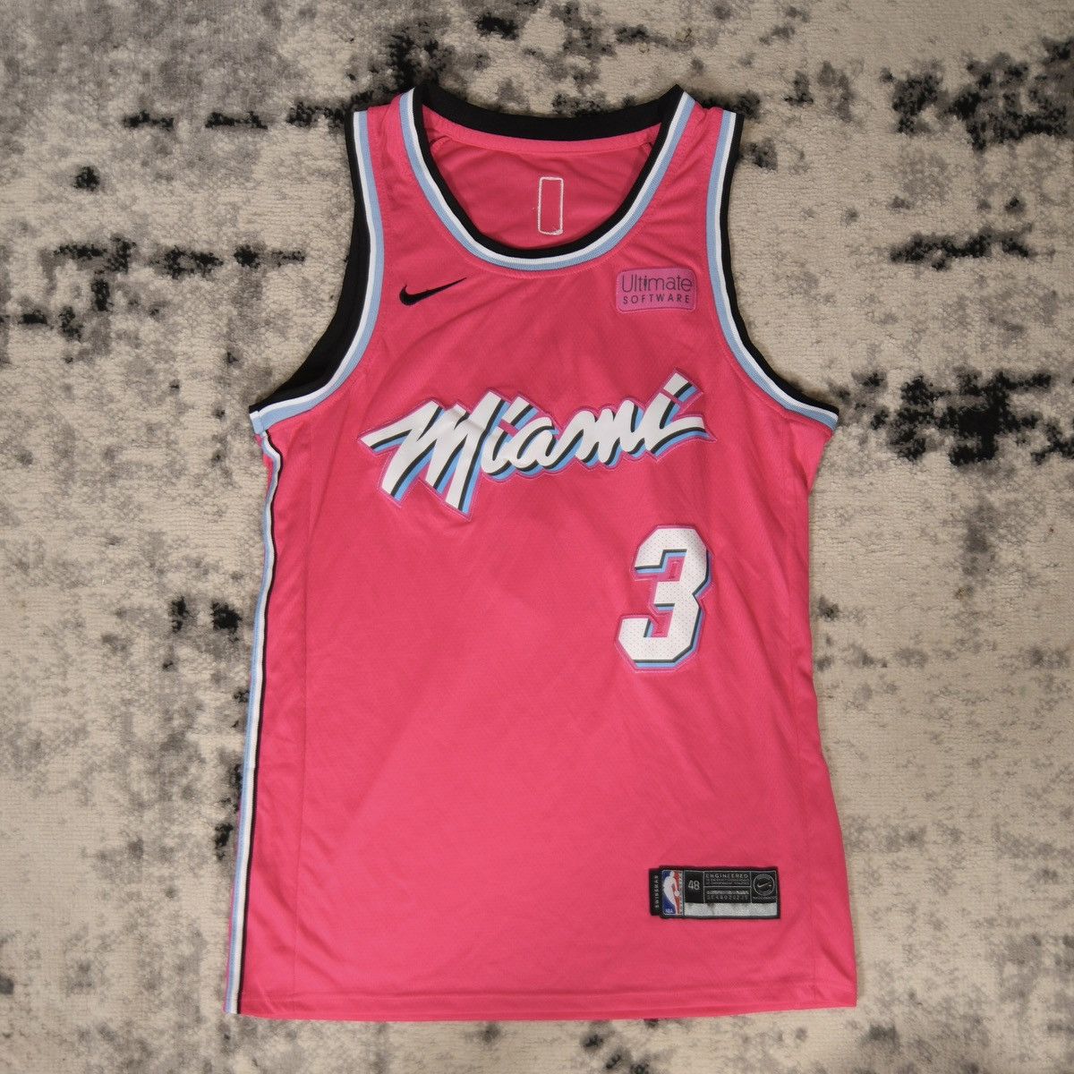 Nike Nike NBA Miami Heat Dwayne Wade #3 Basketball Jersey Size US M / EU 48-50 / 2 - 1 Thumbnail