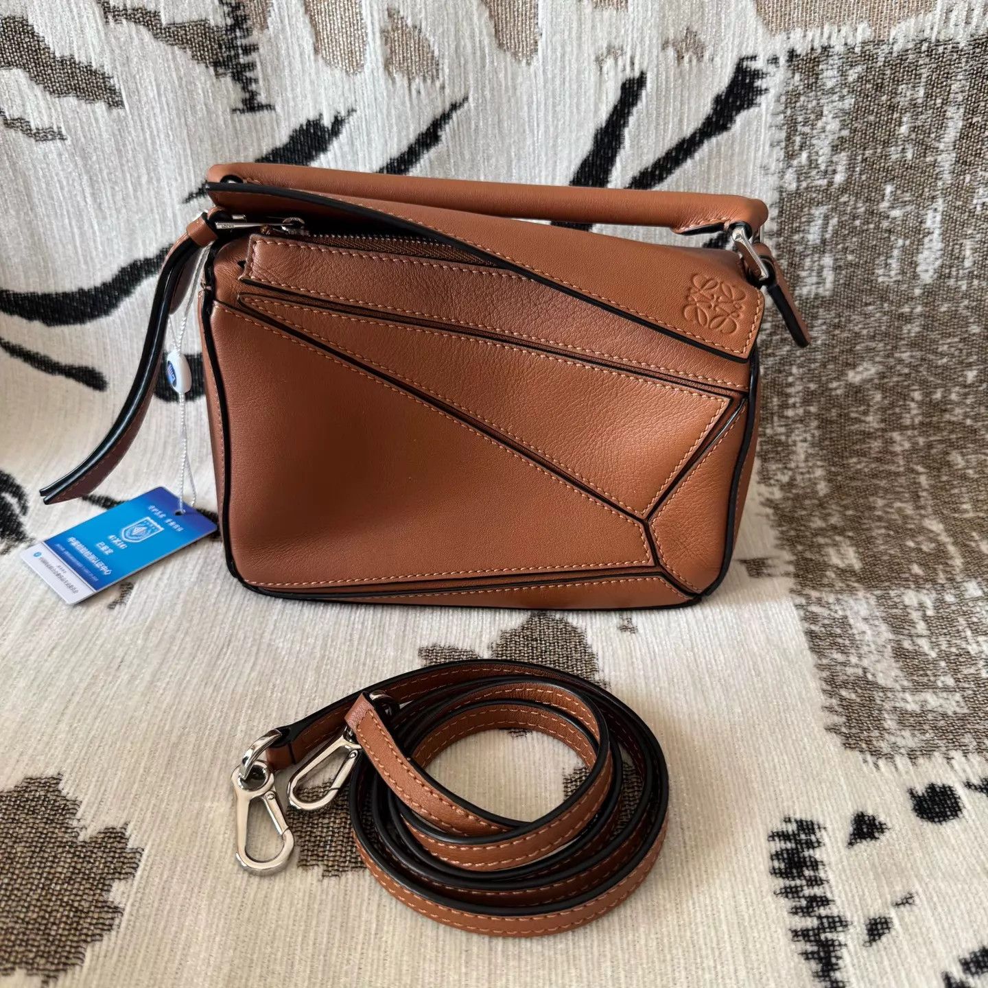 Loewe LOEWE Puzzle mini brown silver hardware like new Size ONE SIZE - 1 Thumbnail