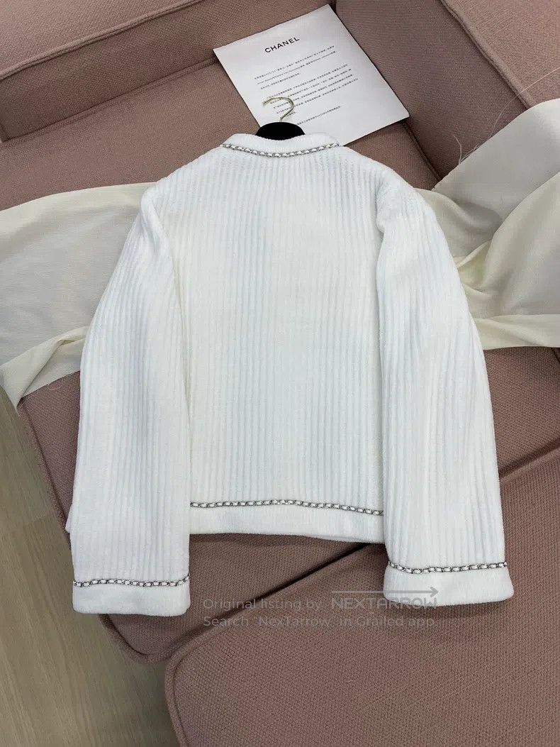 Chanel Chanel White four-pocket corduroy jacket Size XS / US 0-2 / IT 36-38 - 3 Thumbnail