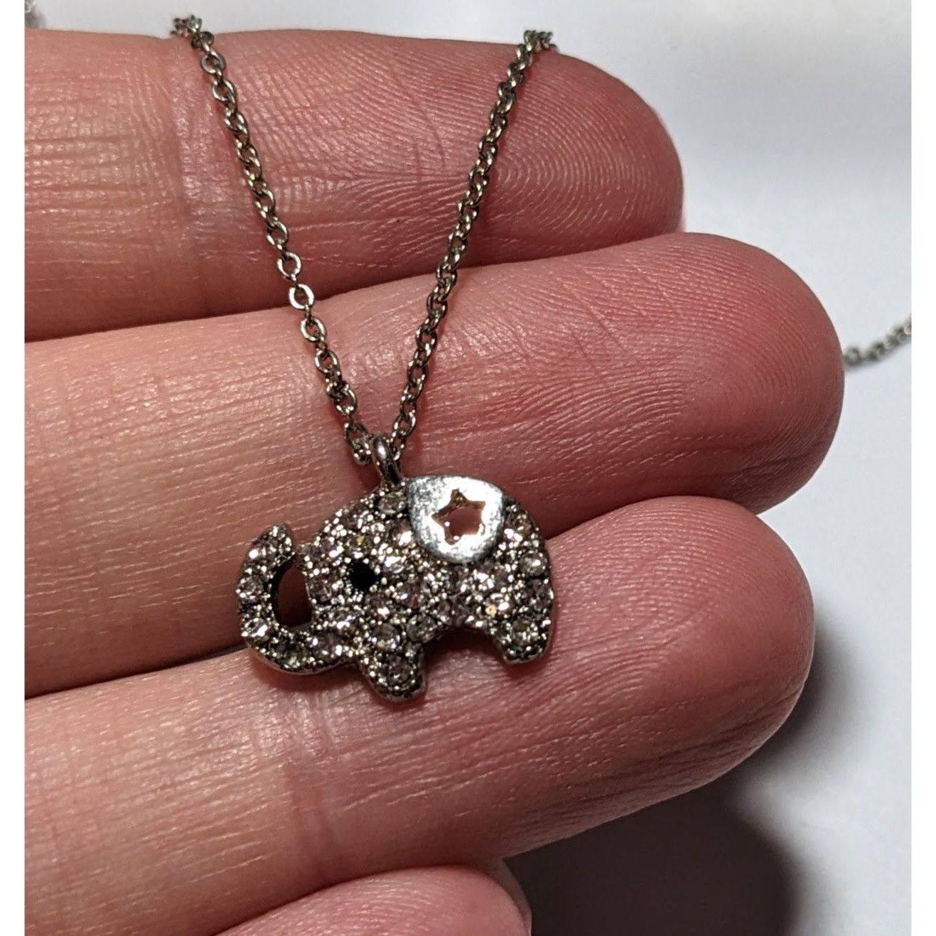 Other Minimalist Rhinestone Elephant Necklace Size ONE SIZE - 9 Thumbnail