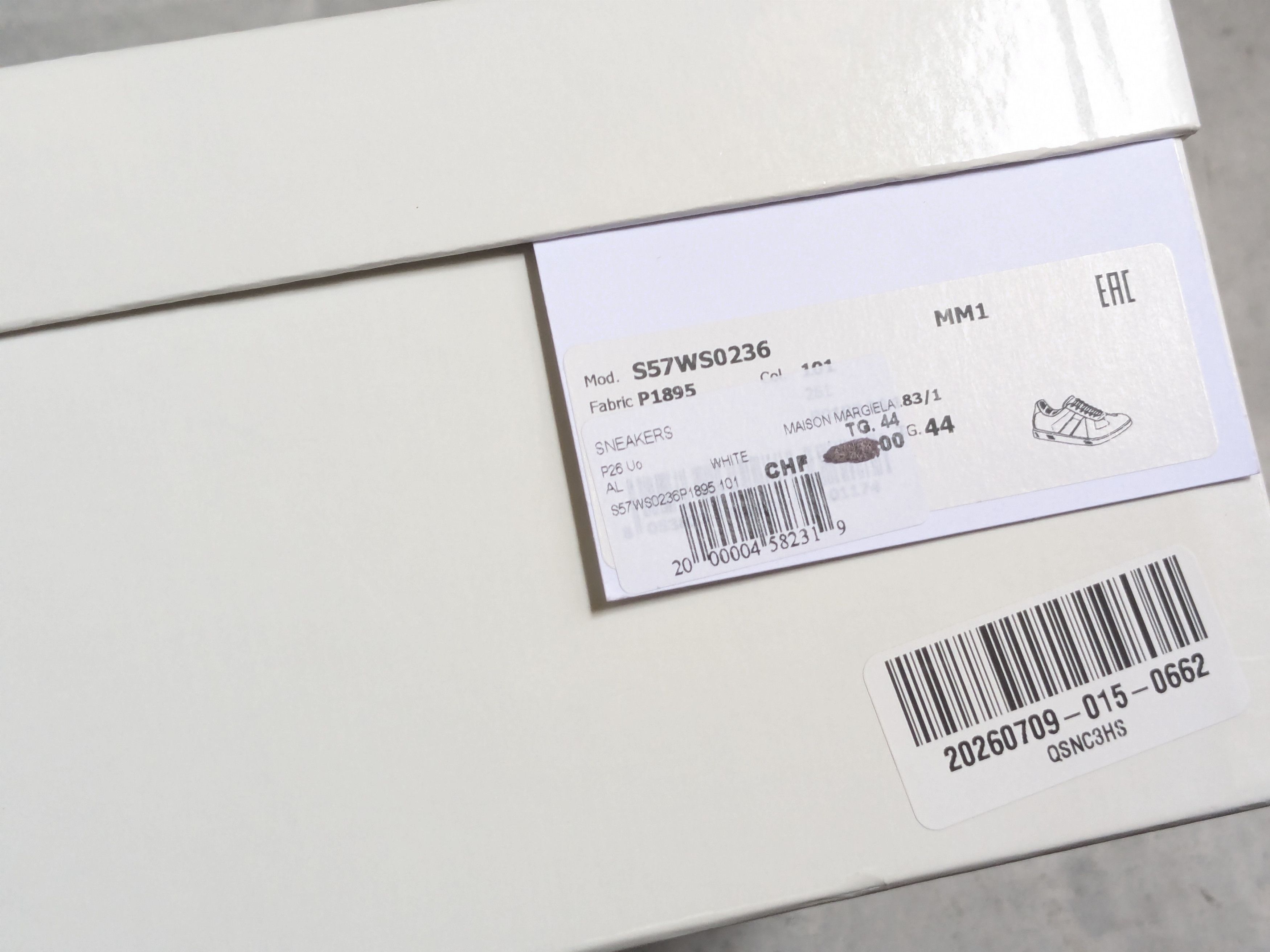 Maison Margiela Maison Margiela GAT Replica White Gray 11 44 Low Top Size US 11 / EU 44 - 23 Thumbnail