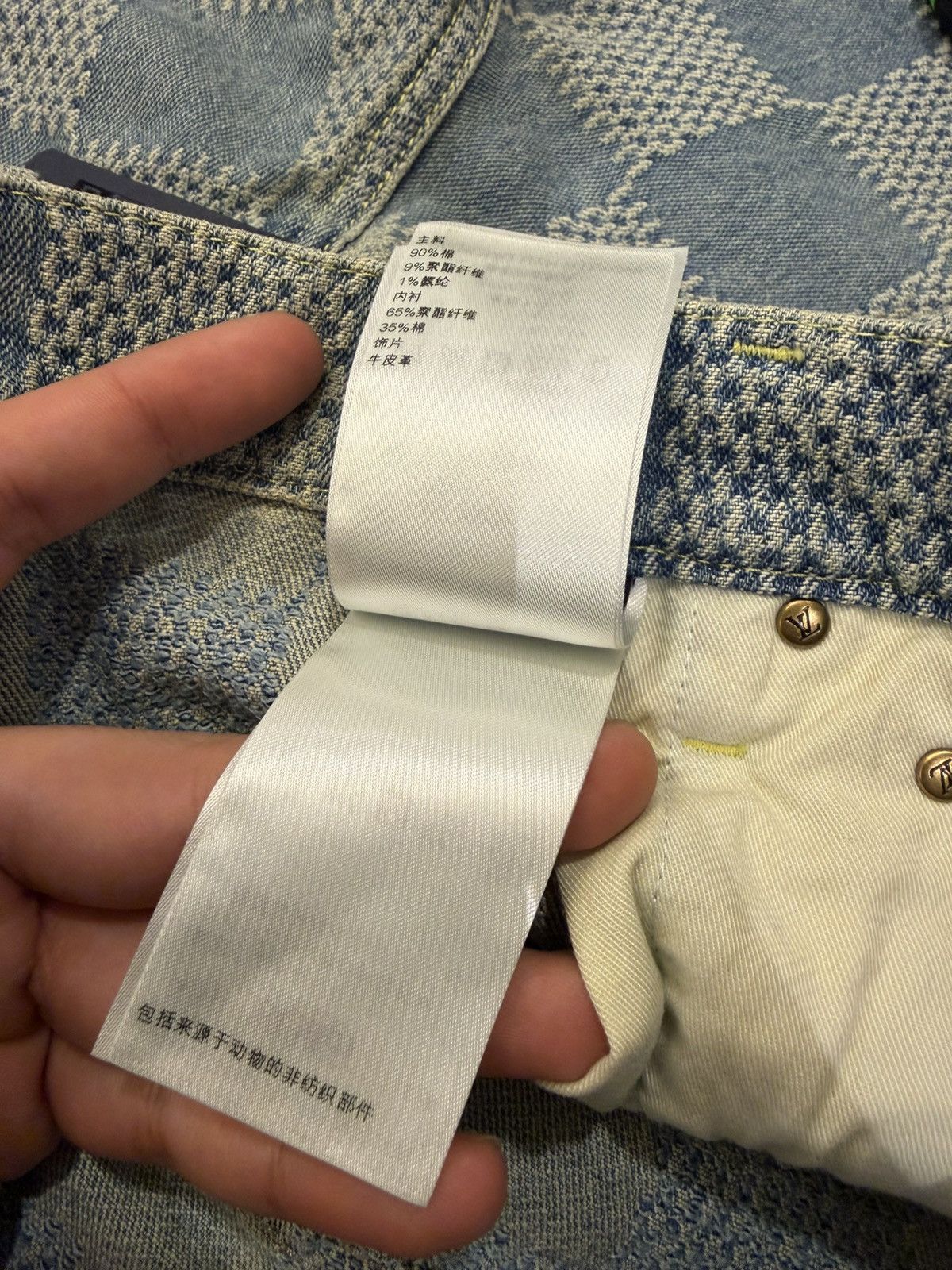 Louis Vuitton Louis Vuitton Damier 3D Light Denim Shorts Size US 34 / EU 50 - 7 Thumbnail