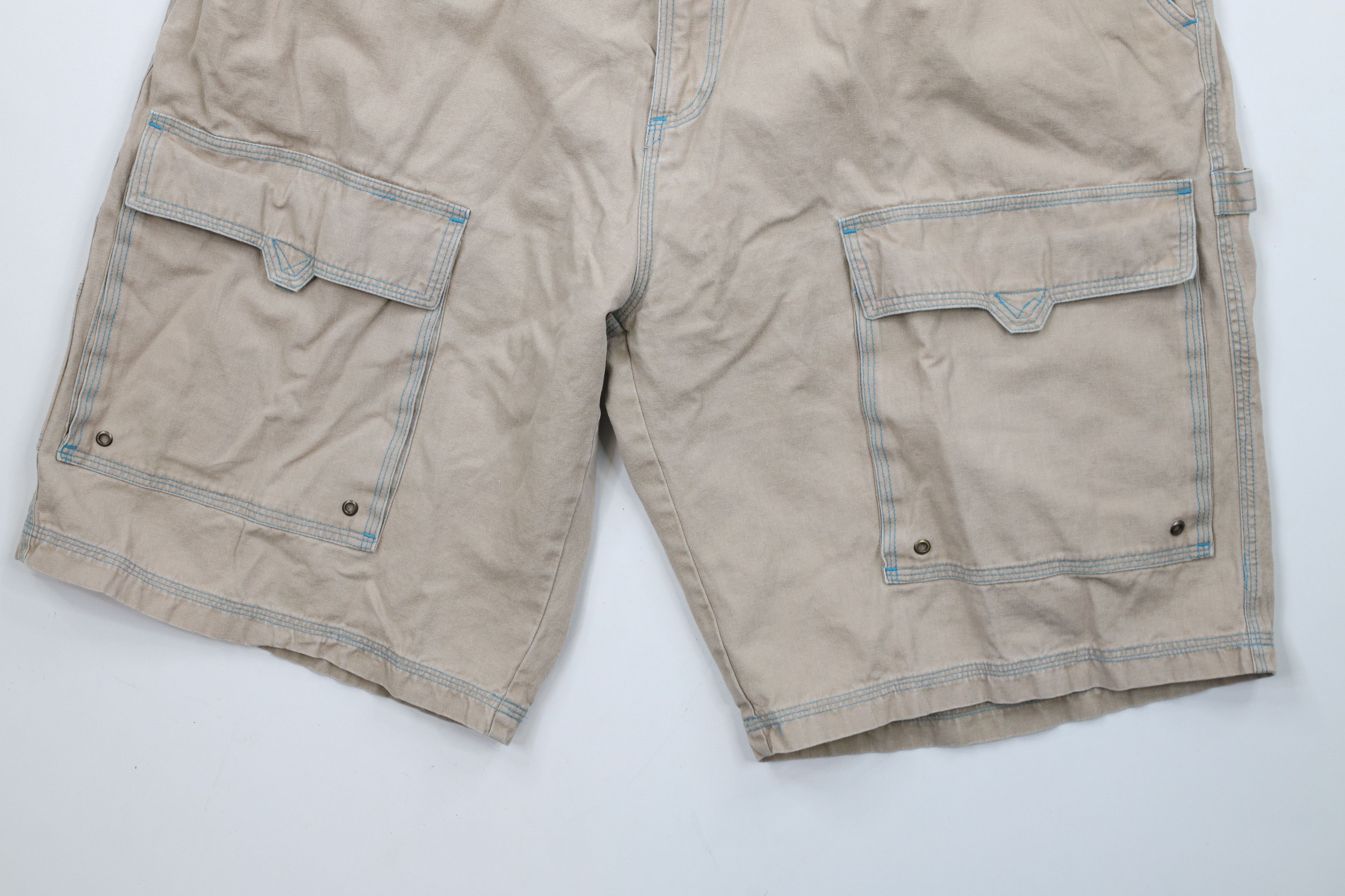 Vintage Vintage 90s Streetwear Fit Big Pocket Cargo Shorts Beige Size US 36 / EU 52 - 4 Thumbnail