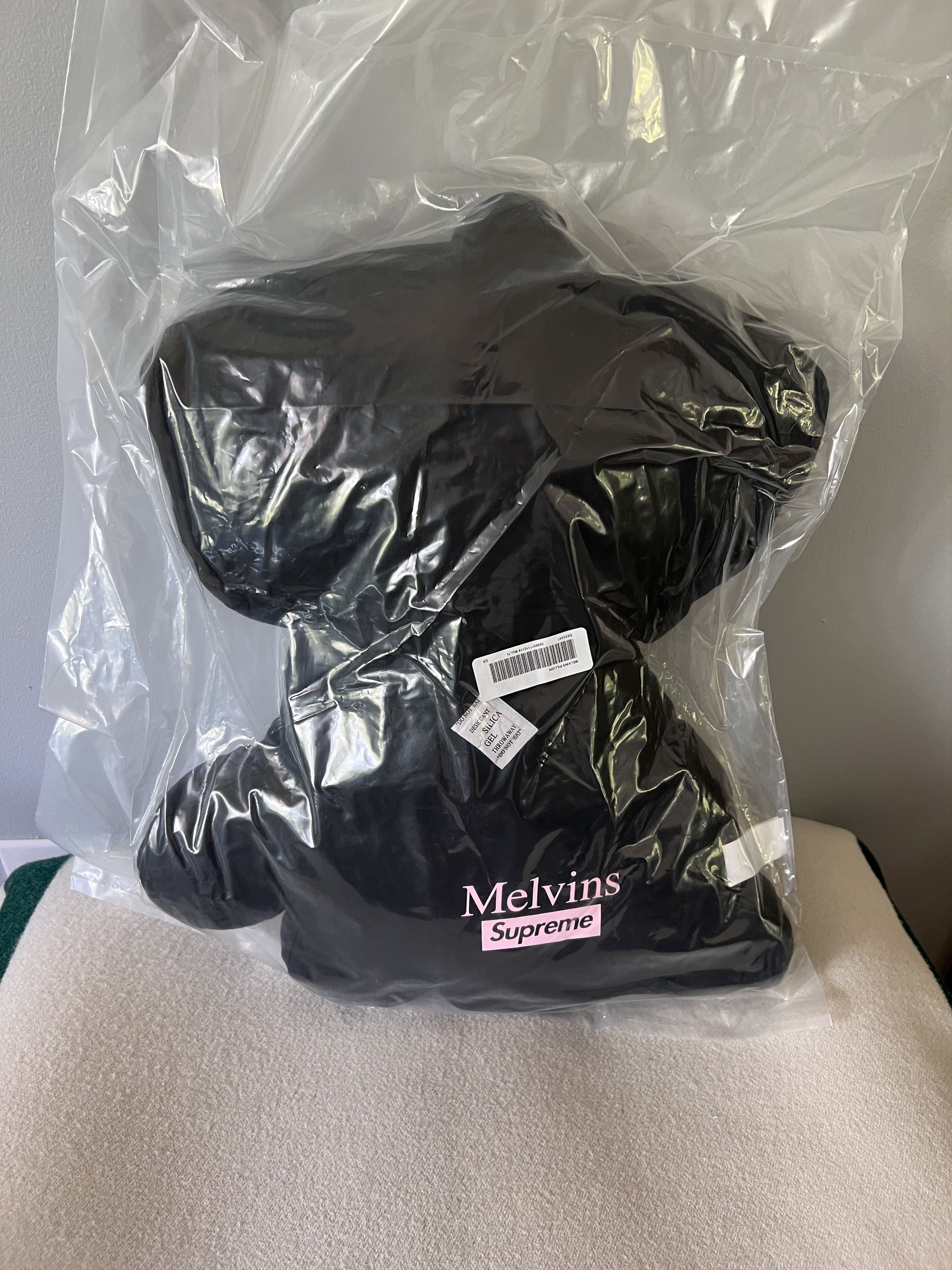 Supreme Supreme Melvins Dog Pillow Size ONE SIZE - 3 Thumbnail