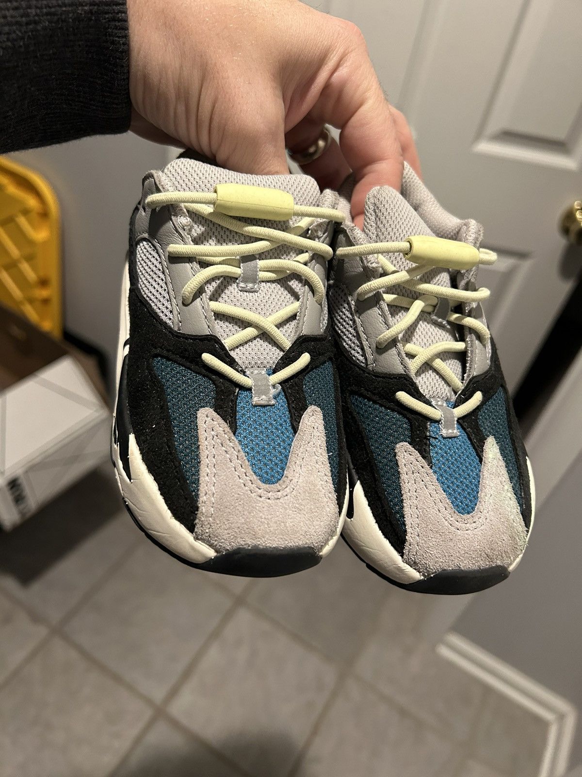 Adidas × Yeezy Yeezy Waverunner kids Size US 8 / EU 41 - 3 Thumbnail