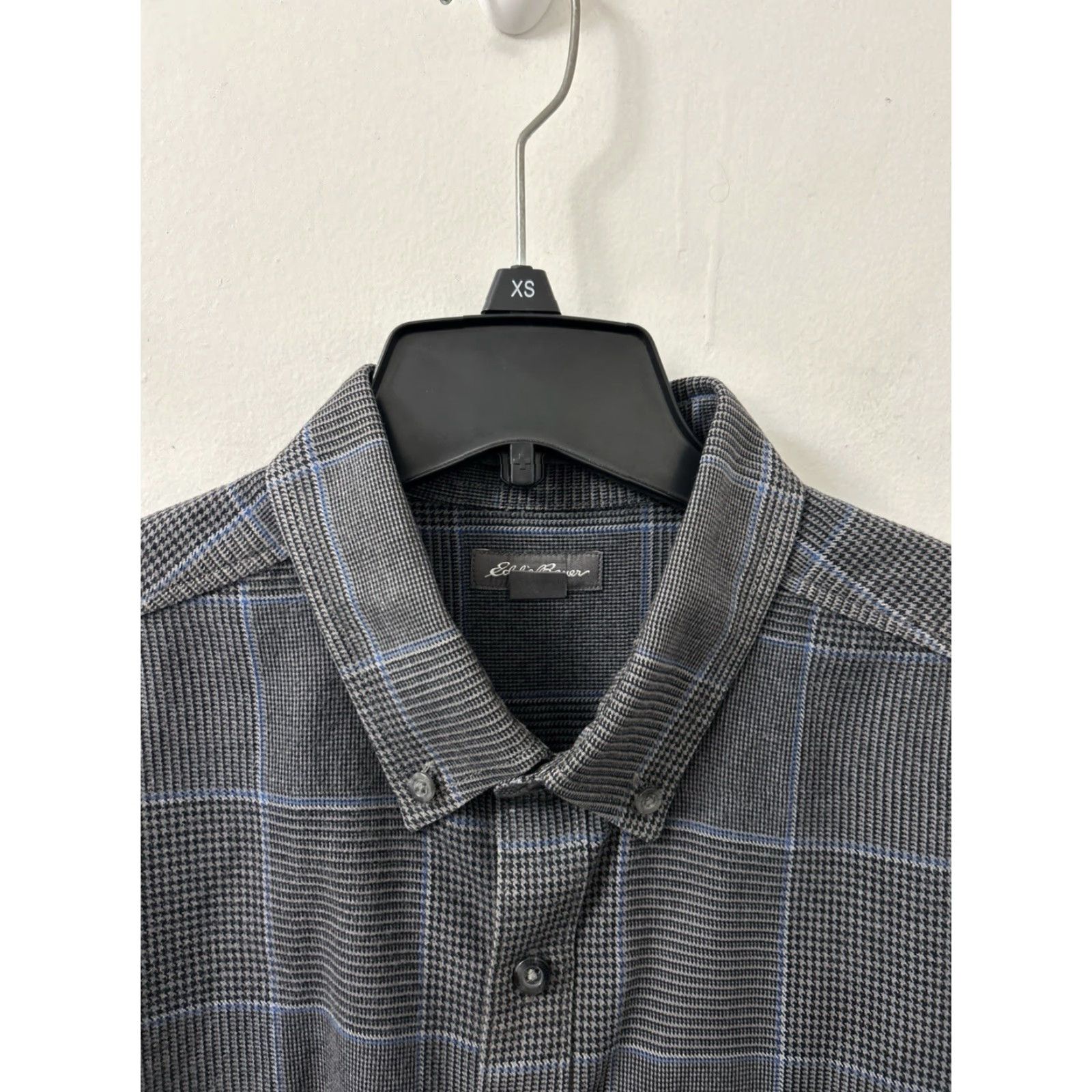 Eddie Bauer Eddie Bauer Shirt Mens Large Gray Houndstooth Plaid Button-Down L/S Casual Workwear Pocketed Collar Button-Up Vintage No Size US L / EU 52-54 / 3 - 6 Thumbnail