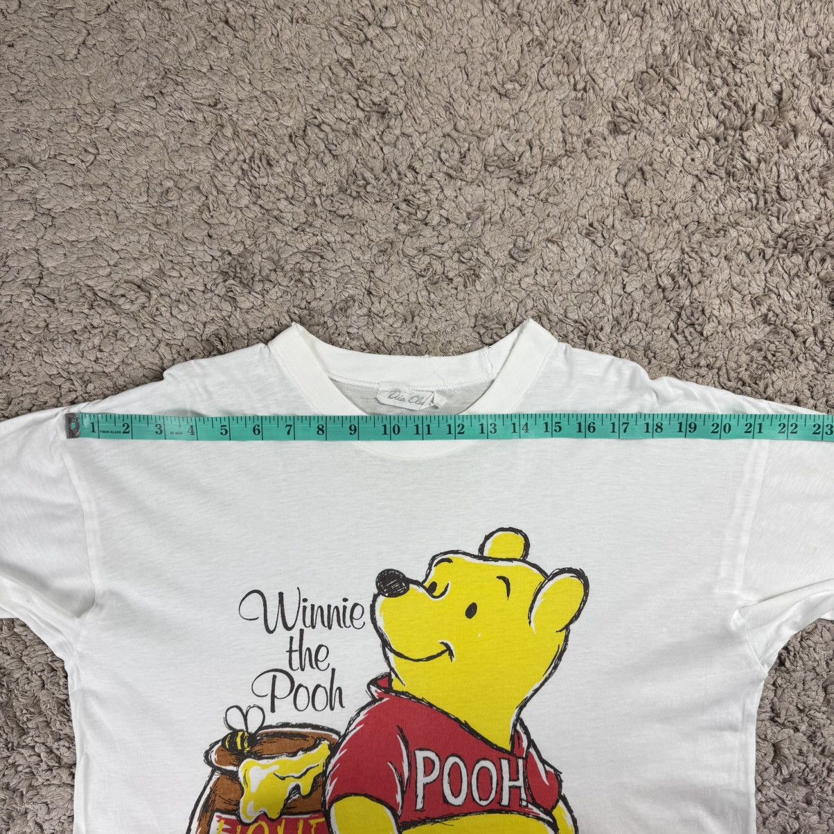 Disney Vintage Distress Winnie The Pooh Big Print T-shirt Size US L / EU 52-54 / 3 - 17 Thumbnail