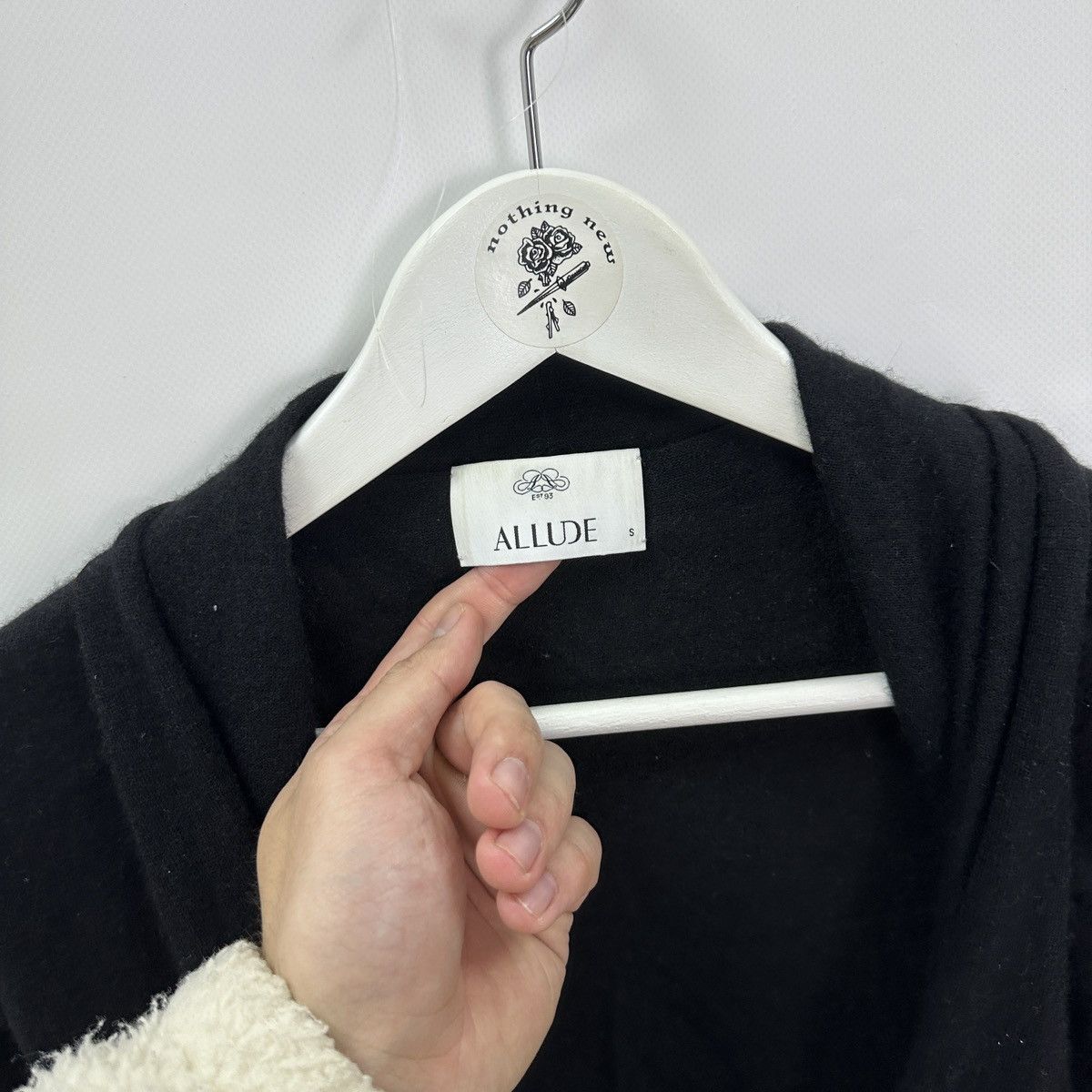 Allude Allude Cashmere 100% cardigan Luxury RRP 550$ Switzerland Size S / US 4 / IT 40 - 5 Thumbnail