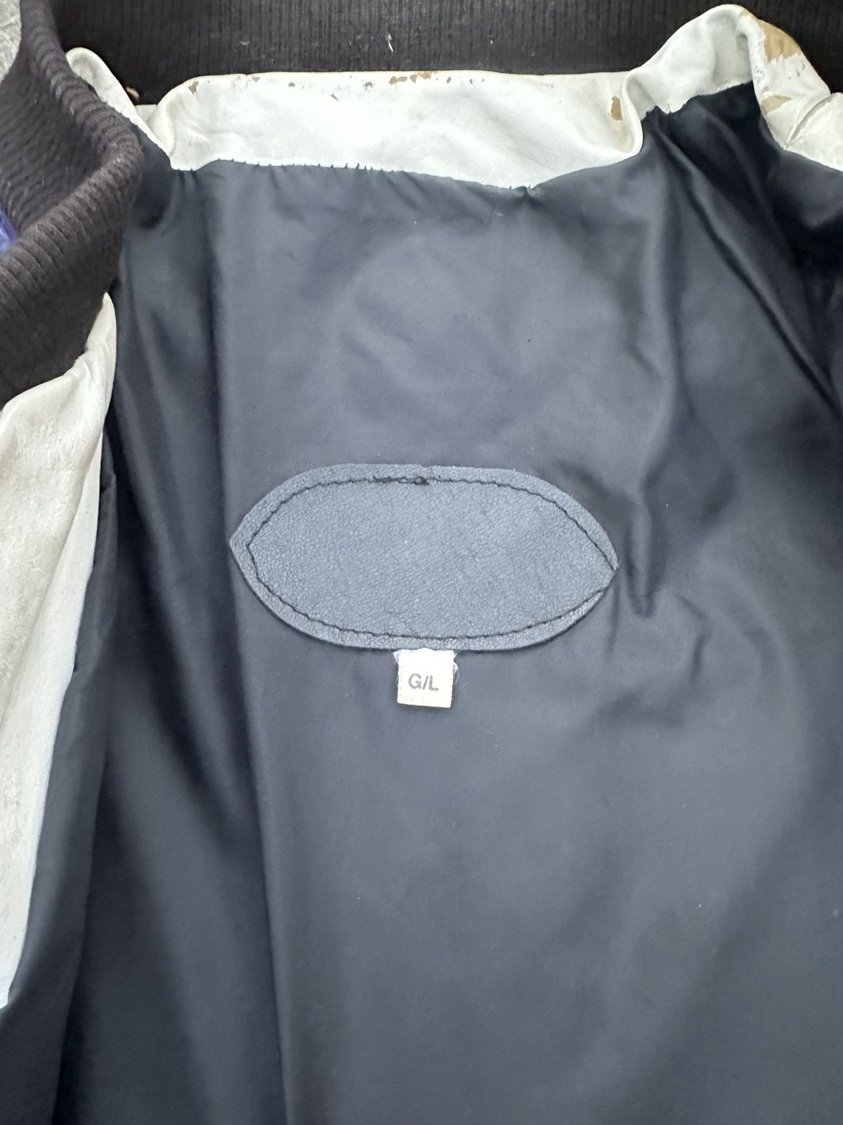 Vintage Vintage 90s Leather Bomber Jacket – Wolf Back Graphic Size US L / EU 52-54 / 3 - 6 Thumbnail