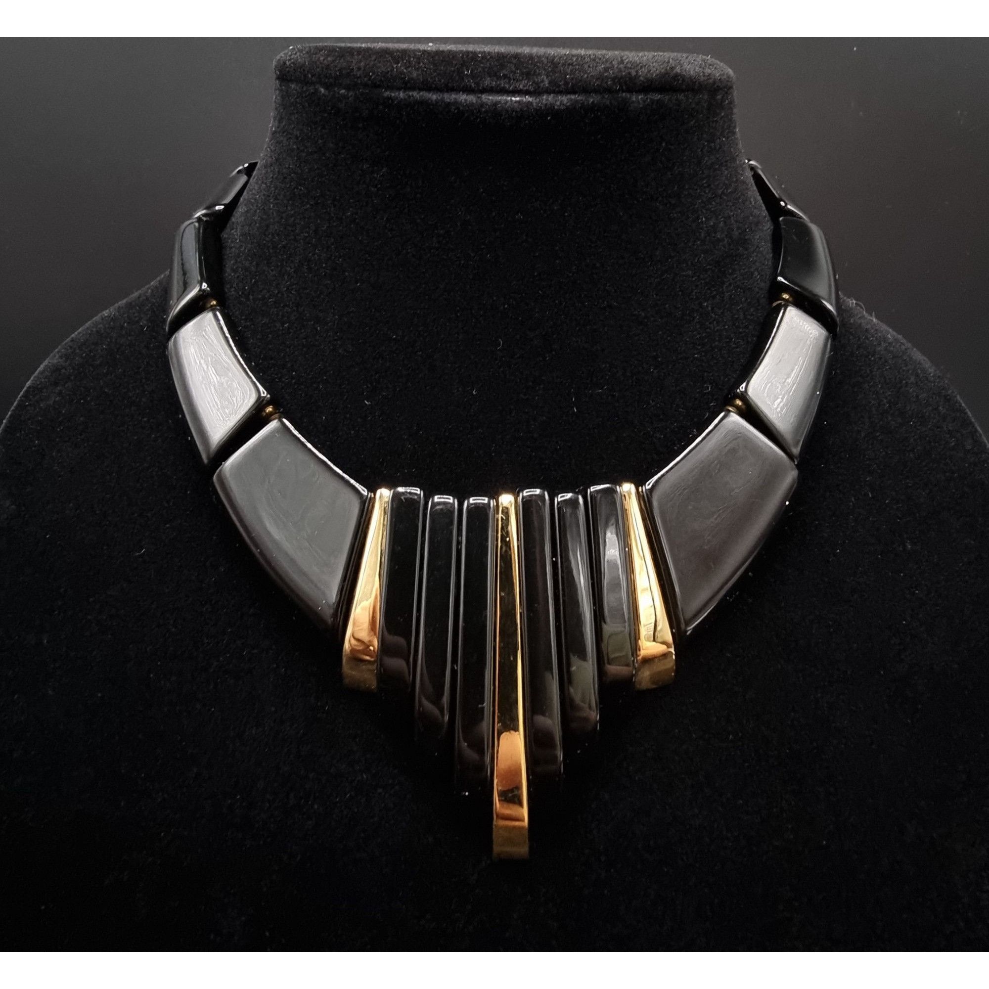 Vintage Vintage 1980s NAPIER Signed Black & Gold Statement Necklace Size ONE SIZE - 2 Thumbnail