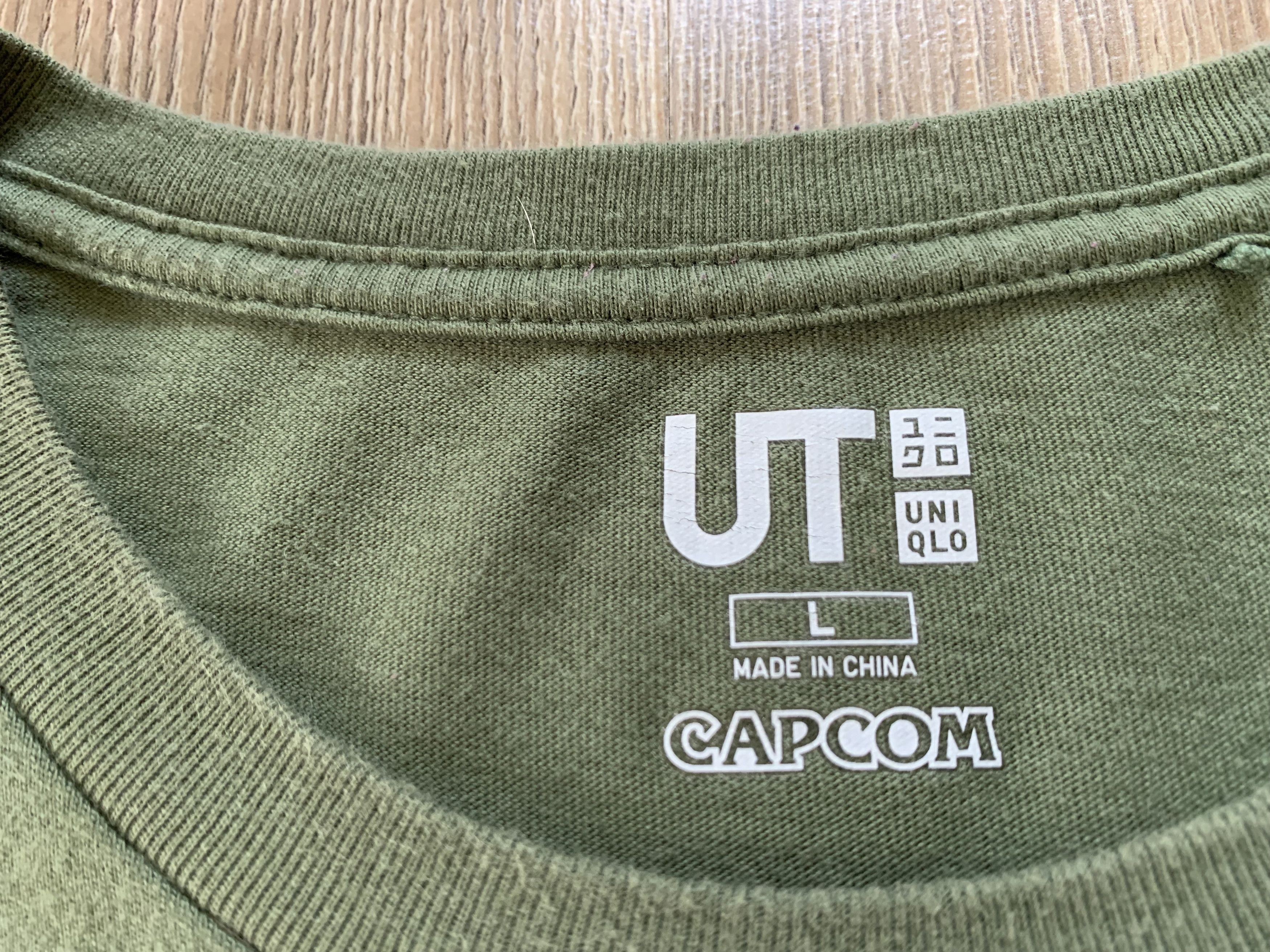Uniqlo Uniqlo UT Monster Hunter Capcom Quest Failed T-Shirt Size US L / EU 52-54 / 3 - 8 Thumbnail