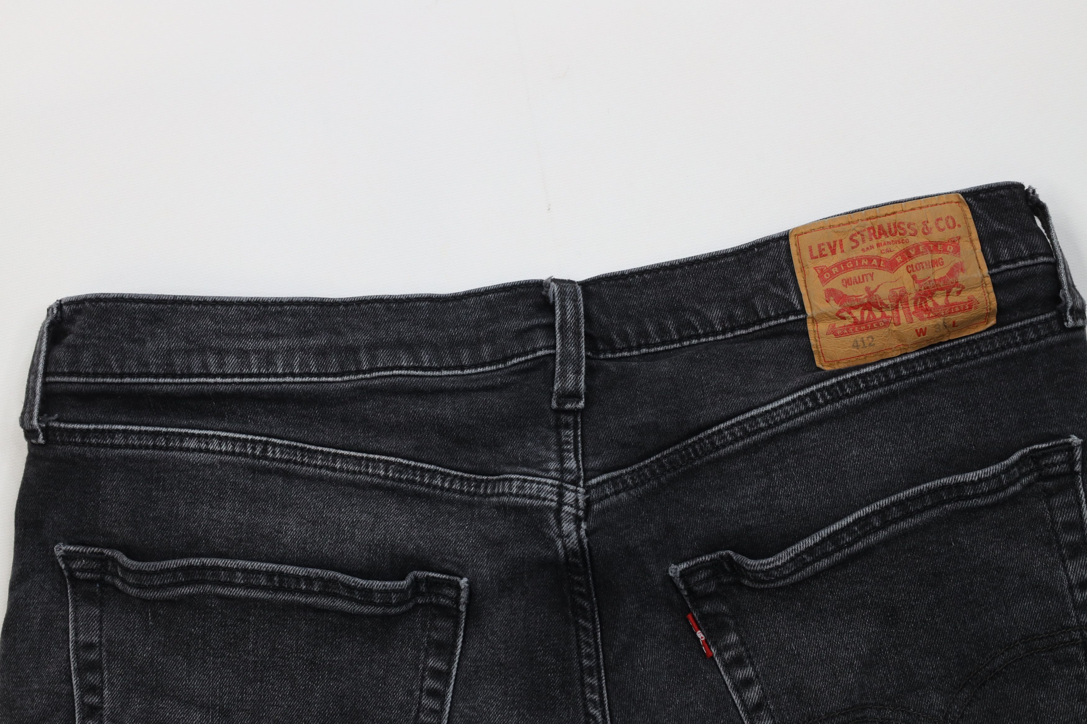 Levi's Vintage Y2K Levis 412 Stretch Above Knee Denim Shorts Black Size US 36 / EU 52 - 9 Thumbnail